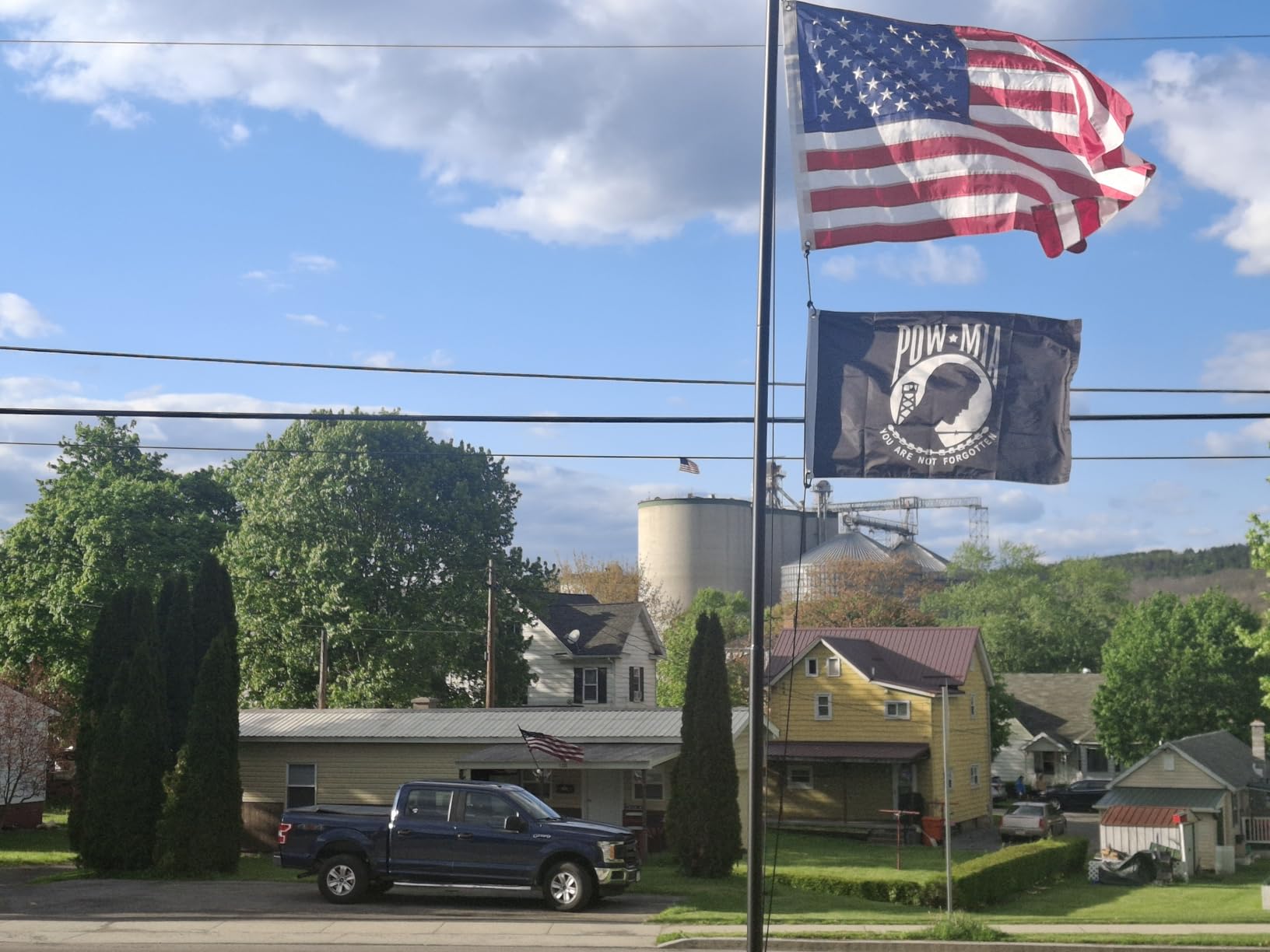 Heavy Duty 20 FT Flag Pole, 100MPH Wind Resistance, 95HBW Hard Aerospace Aluminum, In-Ground Flagpole Kit customer photo 2
