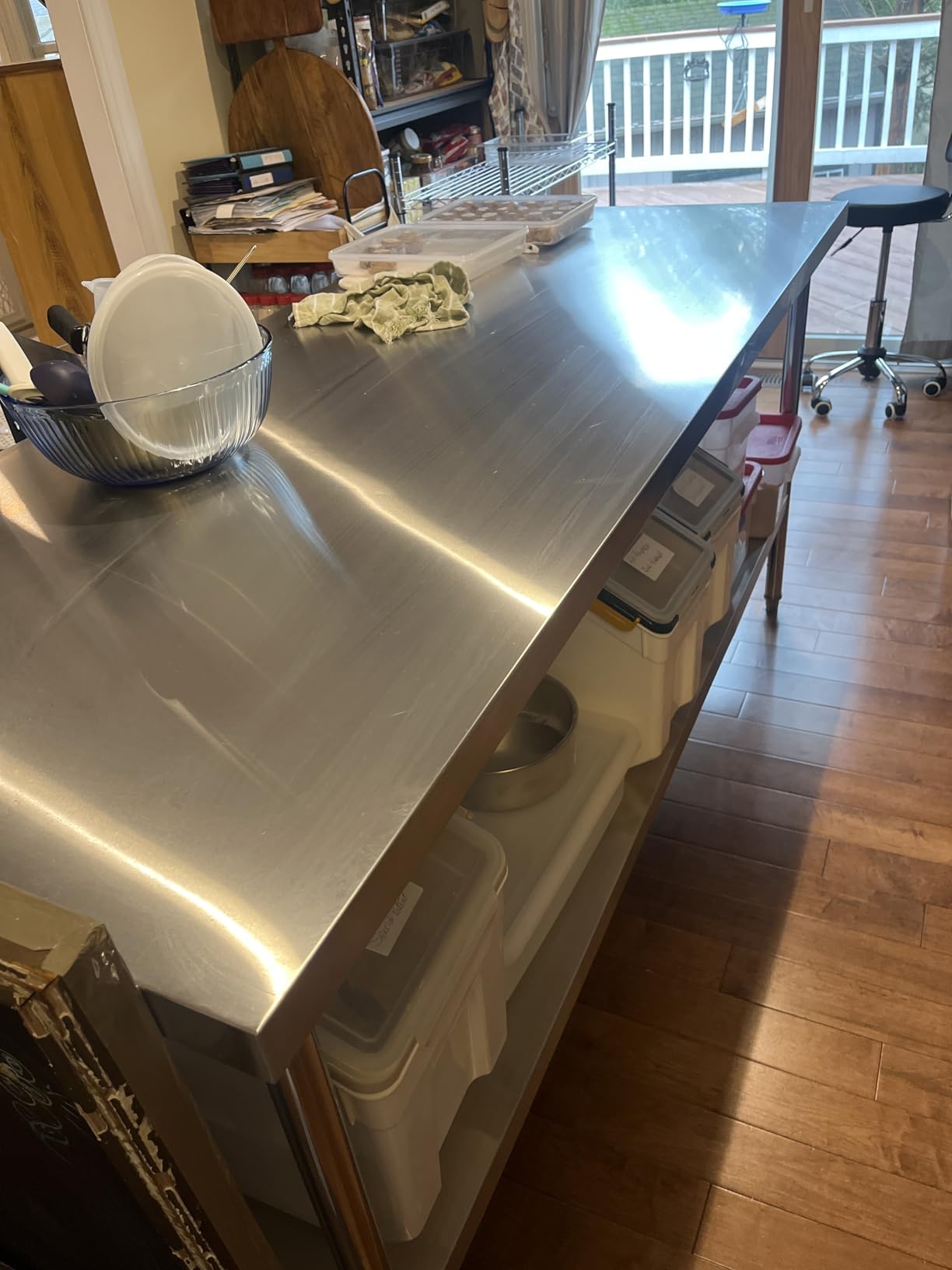 VEVOR Stainless Steel Prep Table, 30 x 72 x 34 Inch, 920 lbs Load Capacity, Heavy Duty Metal Worktable customer photo 1