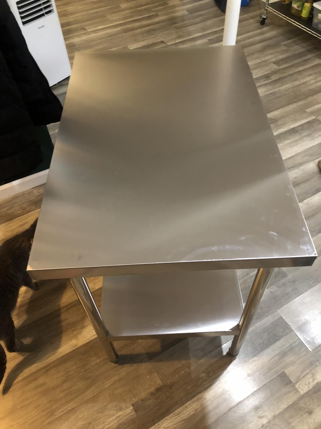 VEVOR Stainless Steel Prep Table, 30 x 72 x 34 Inch, 920 lbs Load Capacity, Heavy Duty Metal Worktable customer photo 2