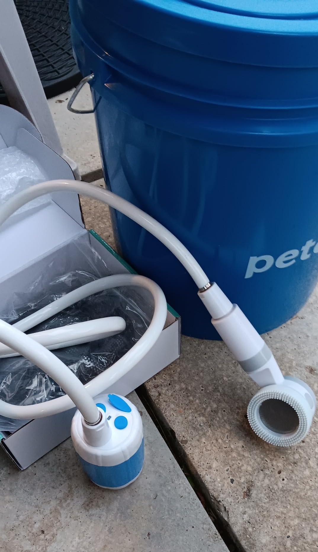 Ann Katy Portable Camping Shower Pump, Rechargeable Electric Outdoor Shower | Upgrade Multiple Spray Modes, Lightweight Portable Shower Pump Kit for Outdoor Camping Road Trip Hiking RV Travel customer photo 1