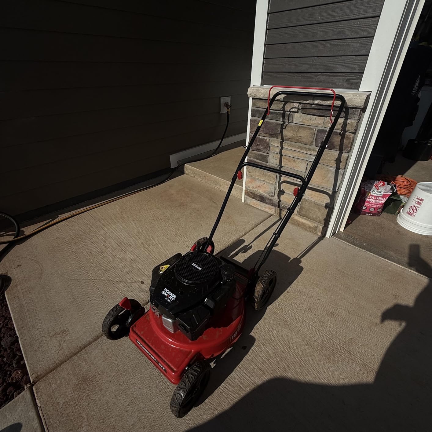 PowerSmart EasyCut 18-Inch Gas Lawn Mower, 144cc OHV Engine, Steel Deck, Side Discharge, 5-Position Dual-Lever Height Adjustment, Push Mower for Small Yards customer photo 1
