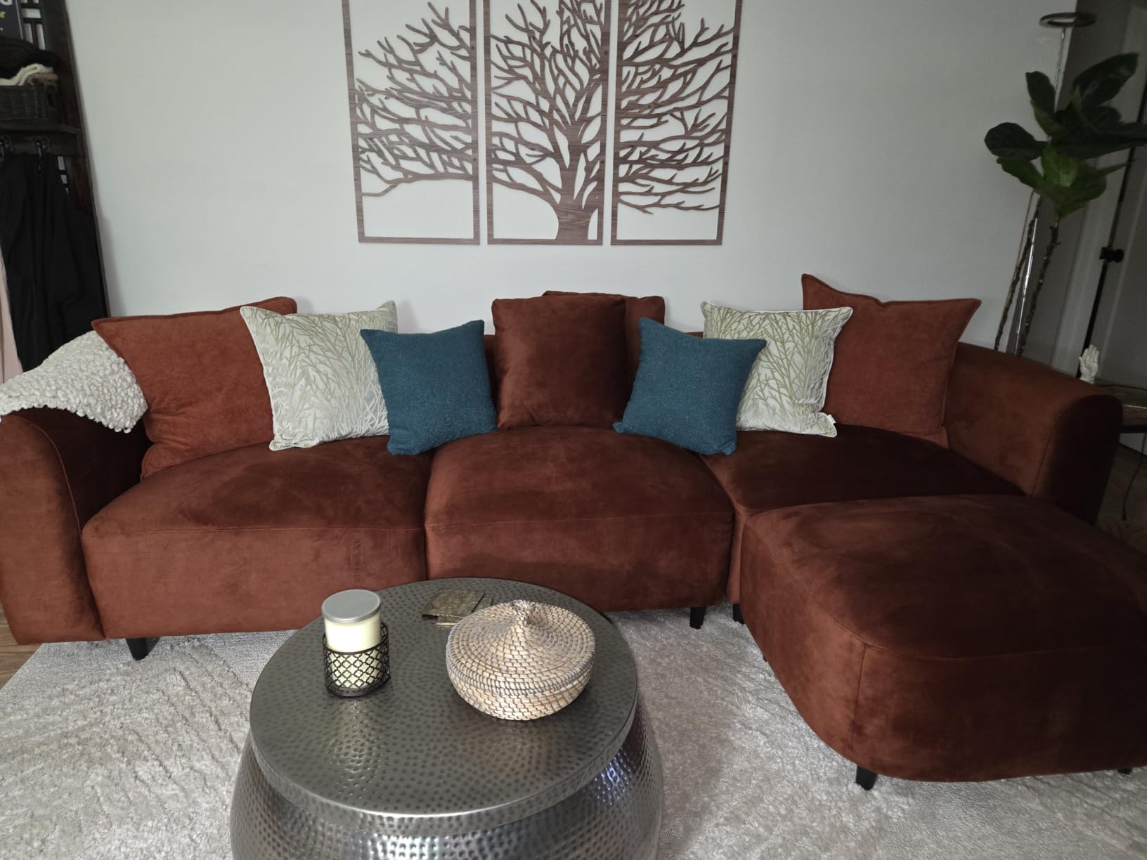 Acanva Luxury Modern Tight Curved Back Velvet Sofa, Minimalist Style Comfy Couch for Living Room Apartment, 4 Seater Modular Sectional, Cream customer photo 1