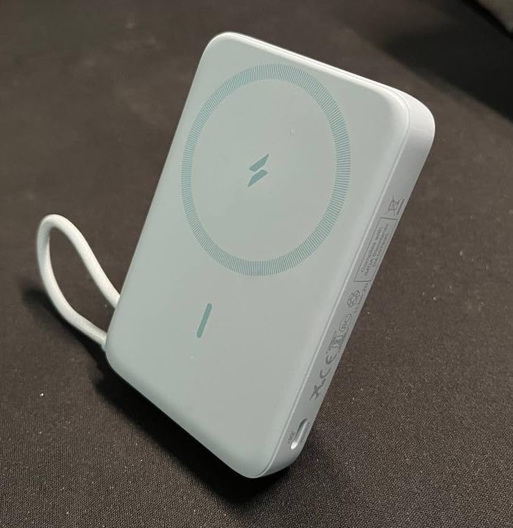 Anker Zolo Magnetic Power Bank, 10,000mAh Wireless Portable Charger | Magnetic Battery Pack with 30W Max Fast Charging, Built-in USB-C Cable and Adjustable Stand, for iPhone 17/16/15 Series customer photo 2