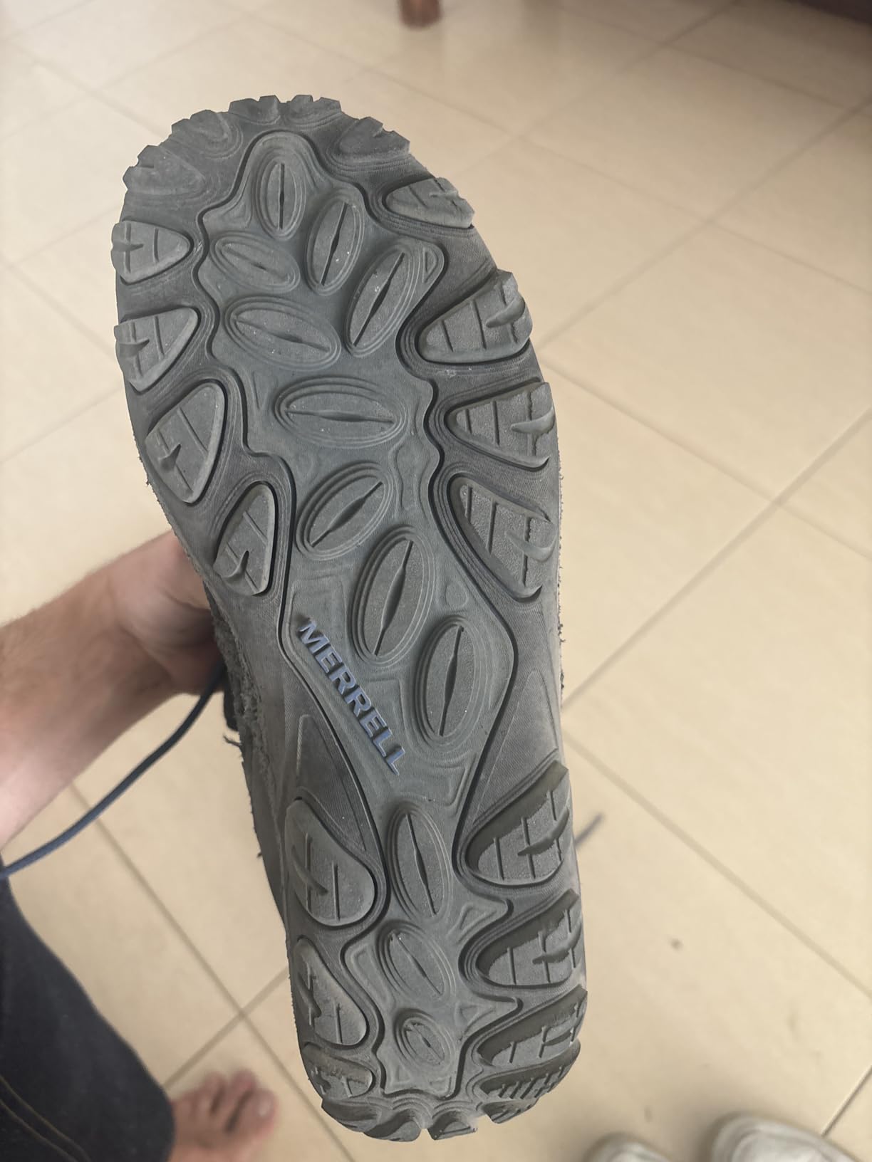 Men's Accentor 3 Mid WP customer photo 1