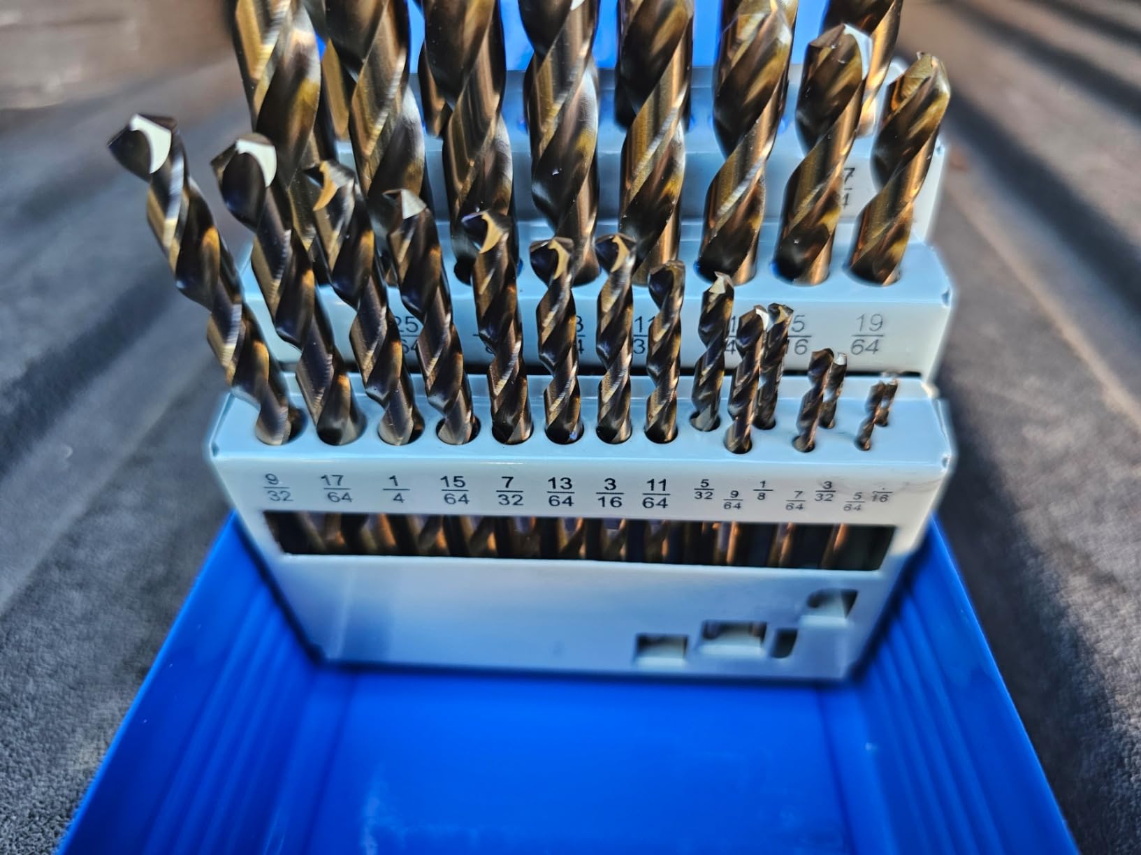 Cobalt Drill Bits Set for Hardened Metal and Stainless Steel, 99Pcs M35 High Speed Steel Twist Jobber Drill Bits 1/16