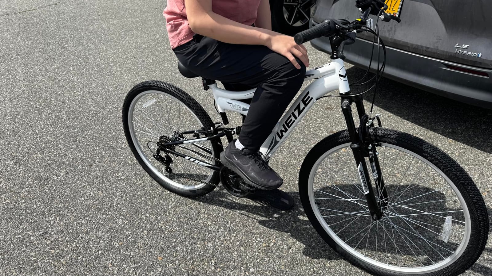 WEIZE Mountain Bike, 24 26 27.5 inch Outdoor Cycling Bike,18-Speed/High-Carbon Steel/Dual Full Suspension, Adjustable Ergonomic Seat for Men Women Adult, MTB Bicycle with Suspension Fork customer photo 1