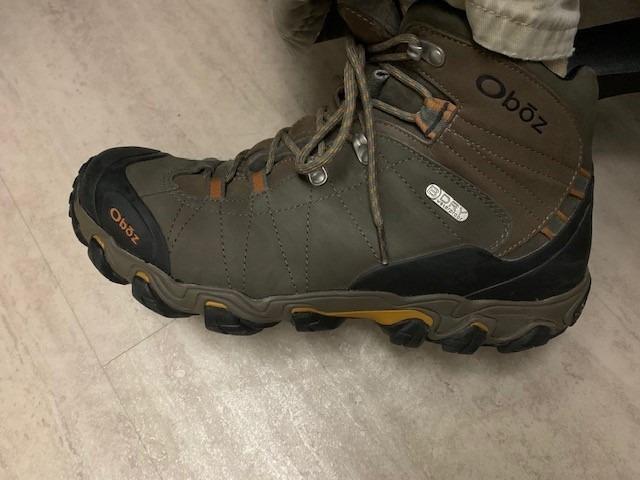 Oboz Men's Bridger Mid B-DRY Hiking Boot customer photo 1