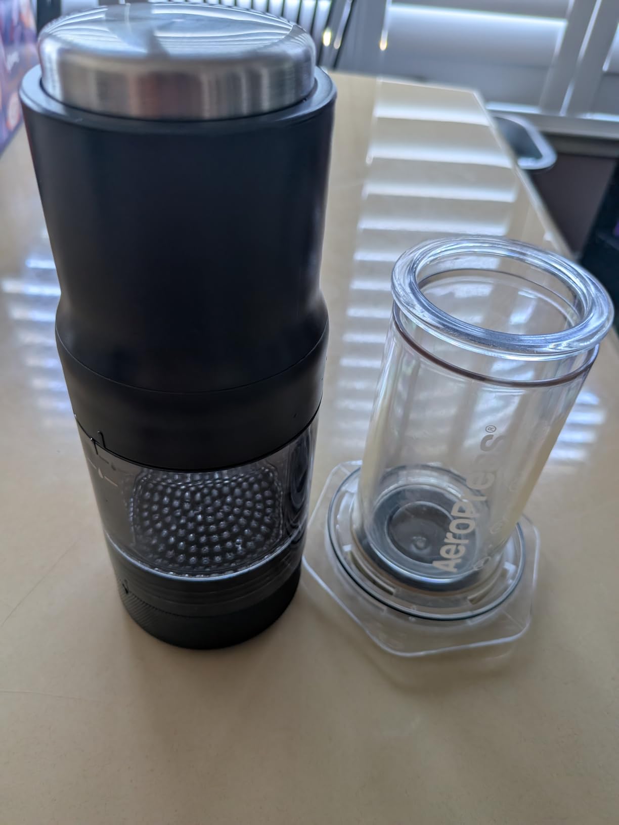 OXO Brew Portable Rapid Coffee Brewer | Reusable Filter, Small, Quick Brew in 5 Minutes or Less, Easy-Clean Carafe, Hot or Cold customer photo 1