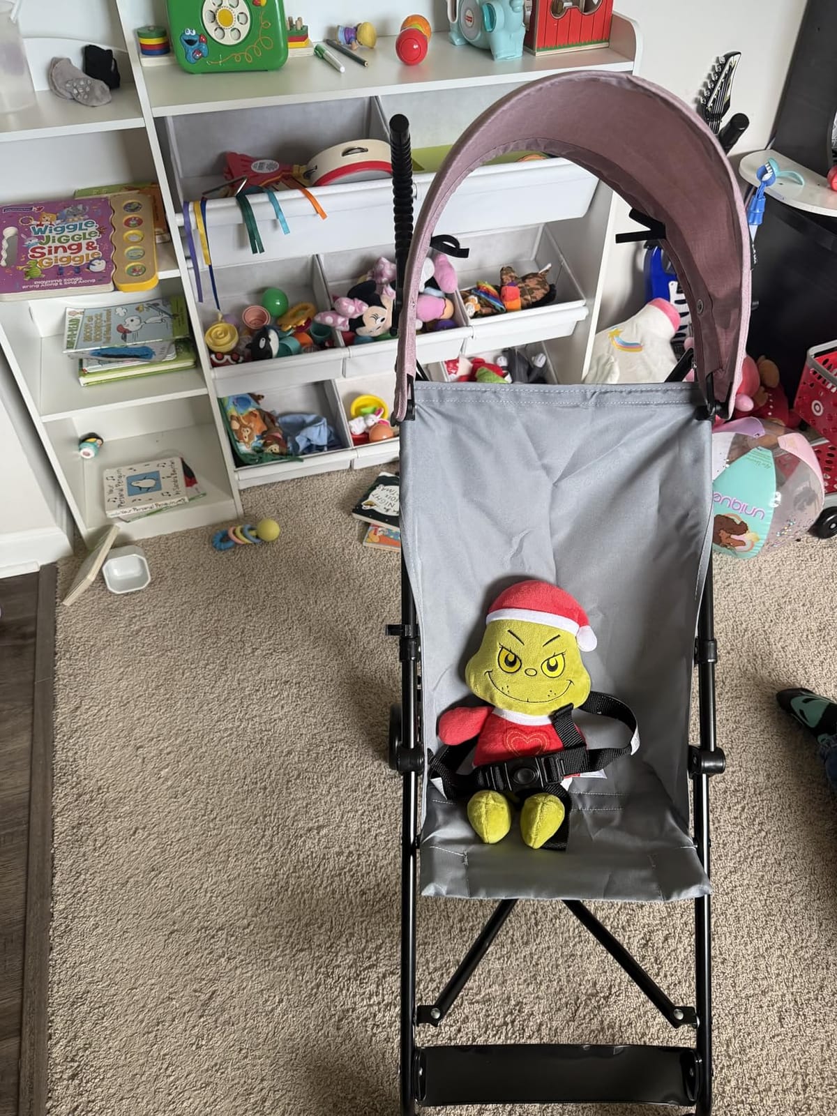 Dream On Me Aero Travel Umbrella Stroller, 1-Hand Fold, Lightweight, Grey | 3 Point Safety Harness, Dual Brakes, Adjustable Removable Canopy, Sturdy Steel Frame, Compact, For Toddlers 6-36 months customer photo 2