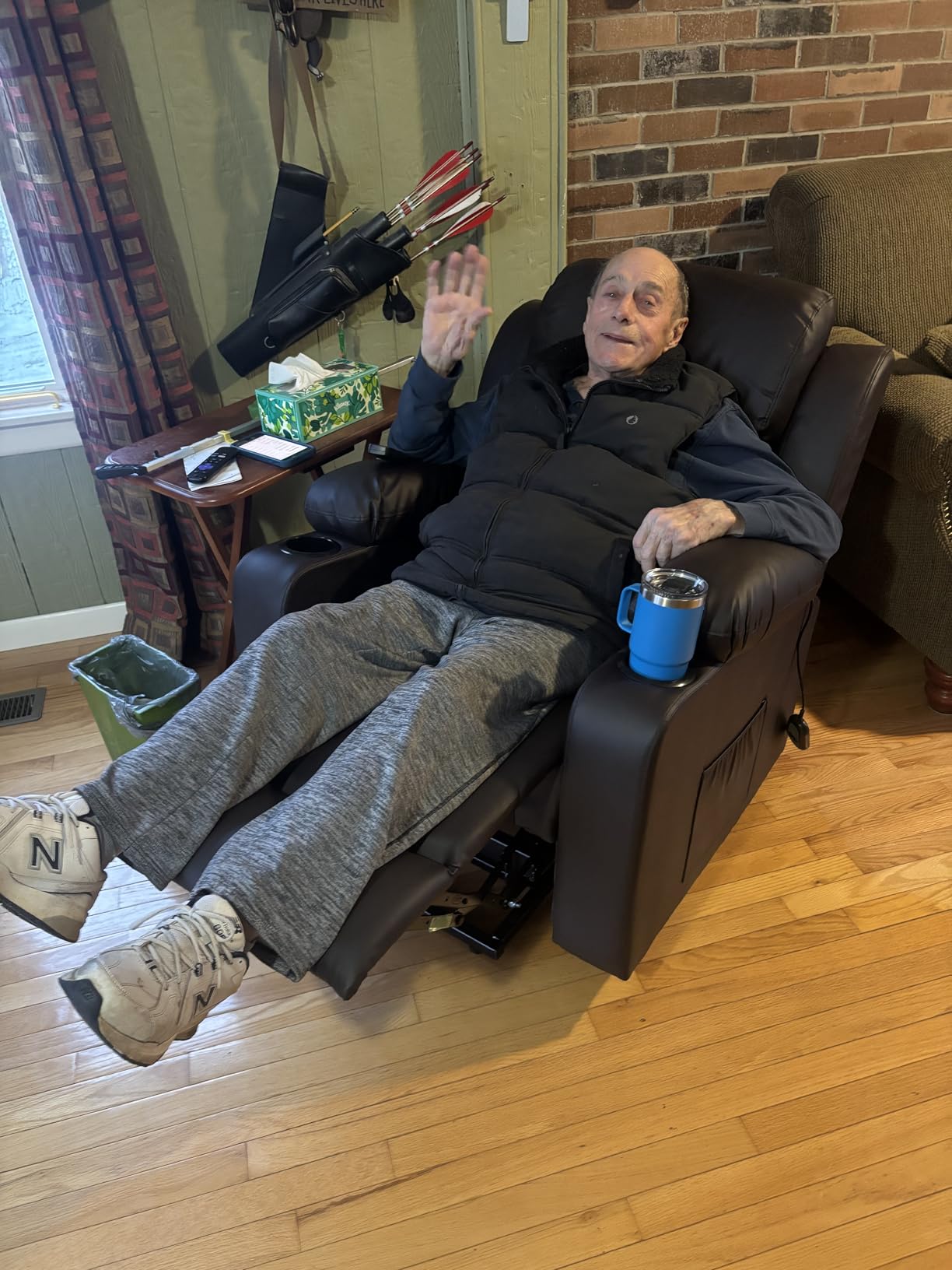 FLEXISPOT XL31 Power Lift Recliner Chair for Elderly, Electric Lift Chair with Massage & Heat, Faux Leather Reclining Sofa for Living Room Bedroom, Brown customer photo 1