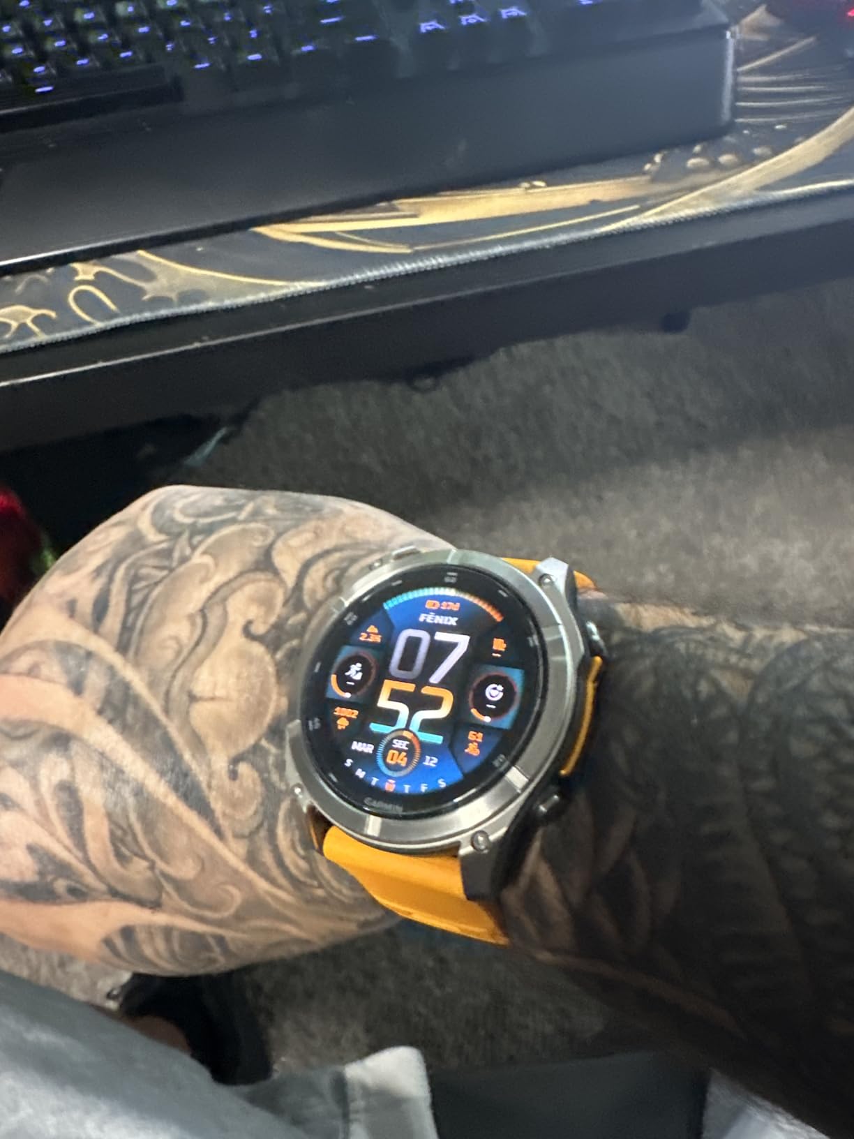 Garmin fēnix 8 Sapphire, 51mm Titanium, Spark Orange/Graphite, Premium Multisport Smartwatch customer photo 2