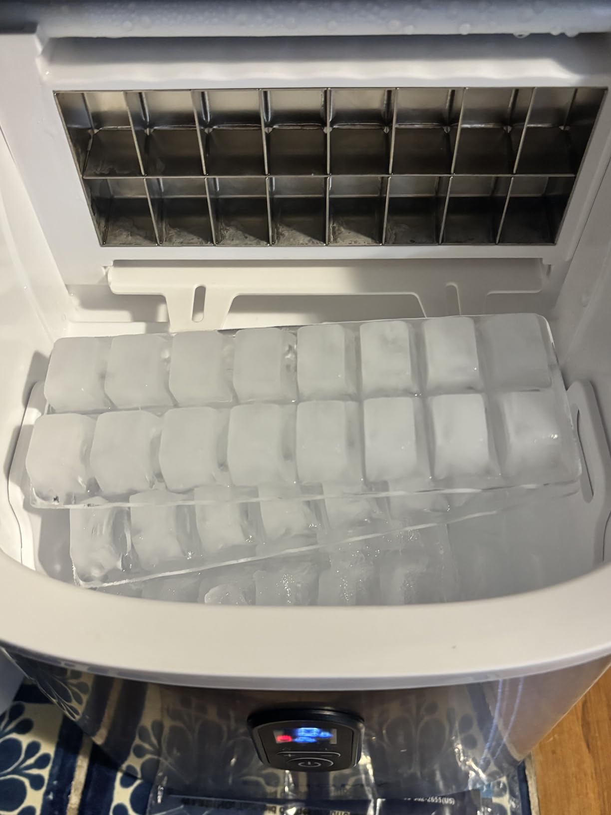 EUHOMY Clear Ice Cube Maker Countertop with 1.5L Top Tank, 34Lbs/Day | 16Pcs Cubes in 7 Mins, 2 Ways to Add Water, Self-Cleaning Square Ice Maker with Scoop & Basket, for Home/Office/Bar, Black customer photo 1