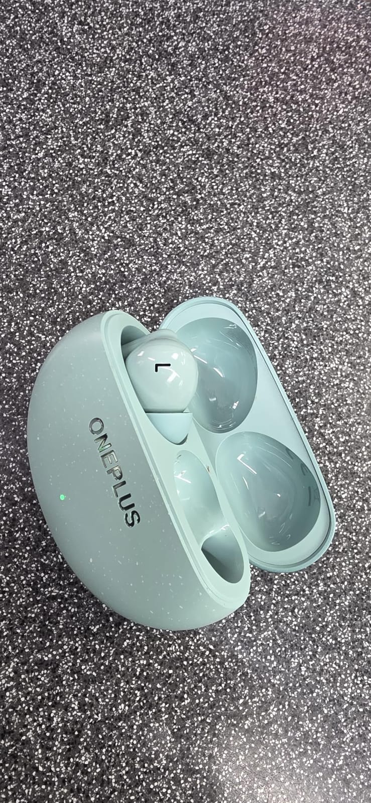 OnePlus Nord Buds 3 Pro, Wireless Bluetooth Earbuds, Noise Canceling Earbuds, Deep Bass, Immersive Sound, Up to 44 Hour Playtime with Charging case, Starry Black customer photo 2