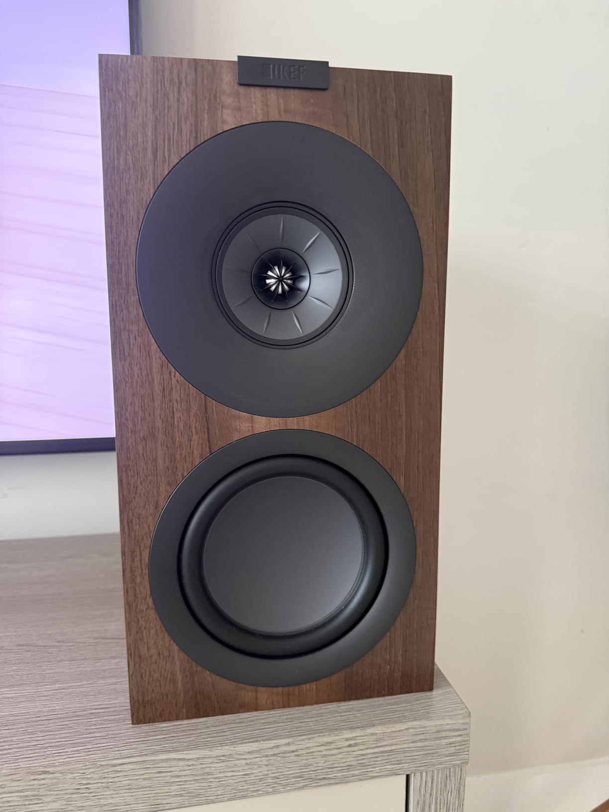KEF Q Concerto Meta Three-Way Bookshelf Speaker (Black, Pair) customer photo 1