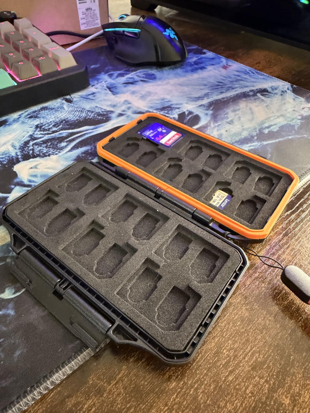 K&F CONCEPT 36 Slots Memory Card Case for SD Micro SD SDXC SDHC TF | Anti-Shock Carrying Storage Card Holder Water-Resistant for 24 Micro SD SDXC SDHC TF Cards and 12 SD SDXC SDHC Cards, PM03 customer photo 2