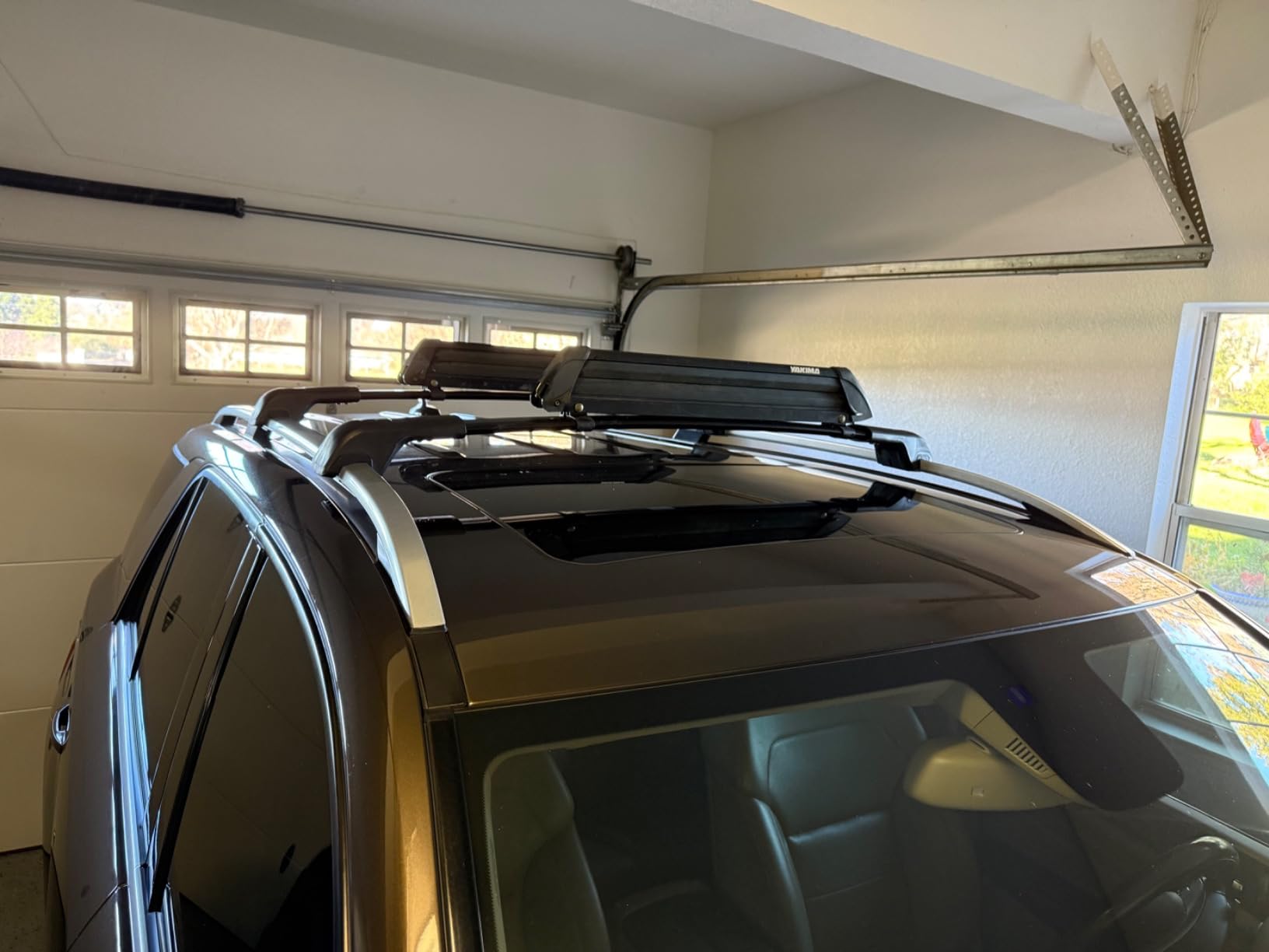 Wonderdriver 300lbs Roof Rack Cross Bars for Ford Explorer 2020-2026 | Lockable Heavy Duty Aluminum Roof Rails Crossbars Cargo Canoe Black Rooftop Cargo Family Vacations Road Trips customer photo 1