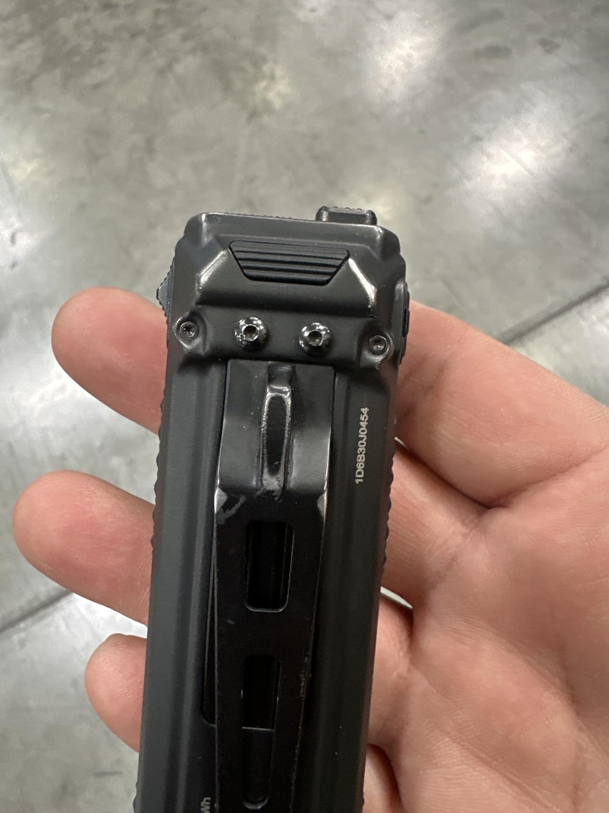 Nitecore EDC29 6500 Lumen Rechargeable EDC Tactical Flashlight (Black) | USB-C Fast Charging, Slim Flat Shape, Spotlight, Floodlight, Strobe modes, Digital Display, Mechanical Lock, Everyday Carry customer photo 1