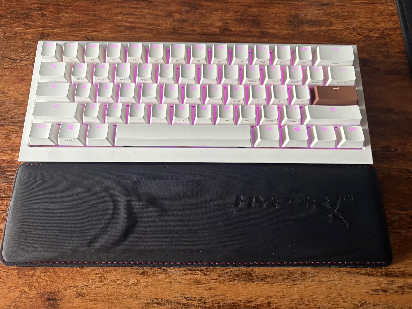 Ducky One X Wireless Inductive Keyboard: Tri-Mode, Rapid Trigger, Linear Inductive Switches, Gasket-Mount Quack Mechanics+ 7-Layer Dampening, High-Density PBT Doubleshot Keycaps, US, White customer photo 1