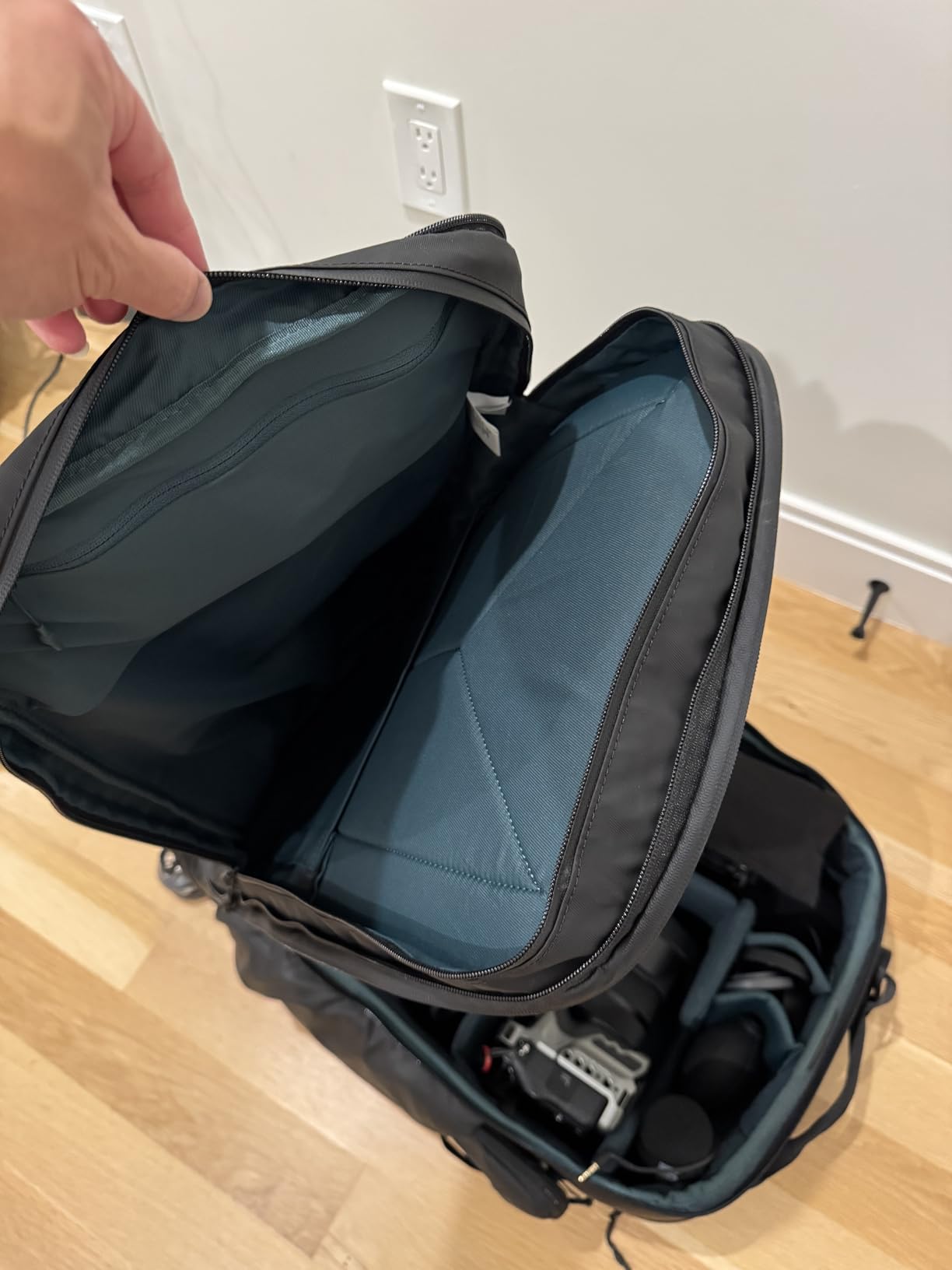 PGYTECH 2-in-1 Roller Camera Backpack Camera Bag for Travel Photographers | Photography Backpack Rolling Luggage with Tripod & Removable Modular & Rain Cover, Compatible with Canon, Nikon, Sony customer photo 2