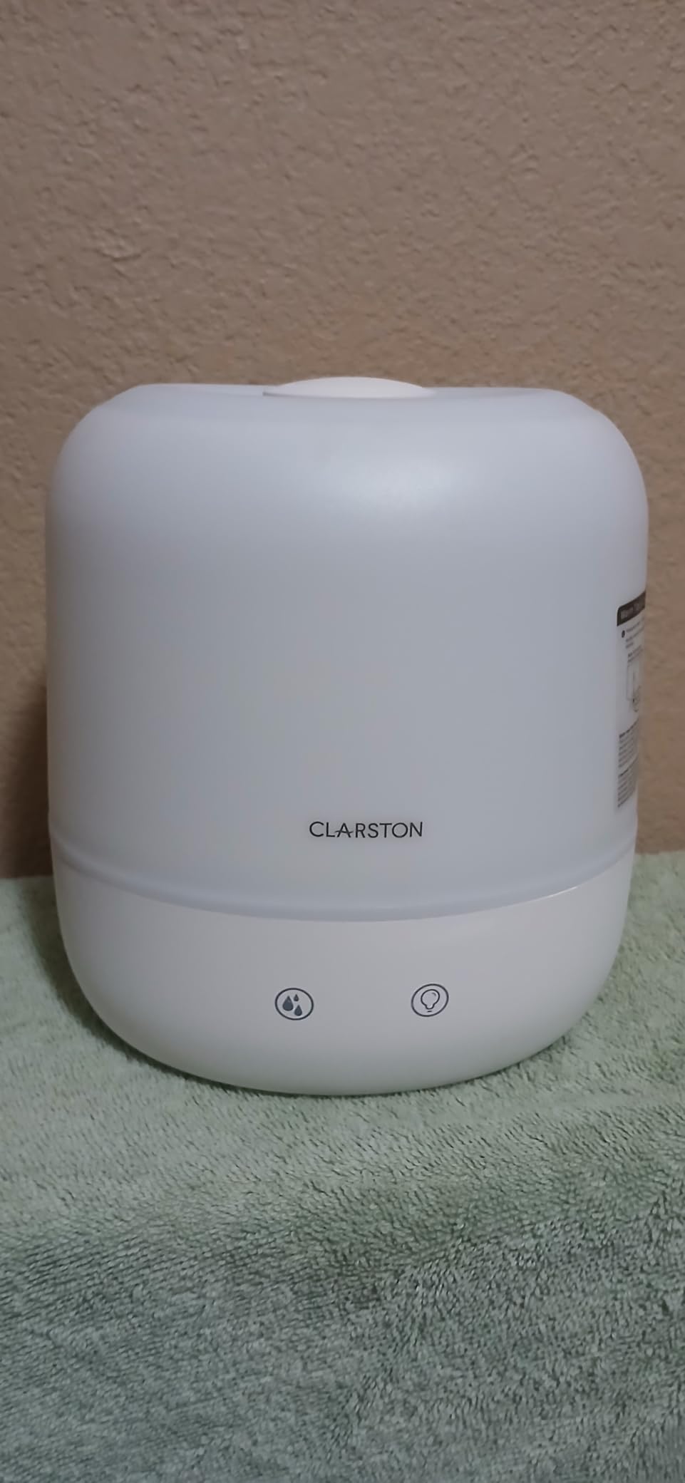 Clarston Humidifiers for Bedroom, 2L Cool Mist Humidifier, 24dB Quiet Sleep | 25H Runtime, Easy to Top Fill & Clean, Humidification for Baby Nursery & Plant, 360° Nozzle for Large Room, Nightlight,No BPA customer photo 2
