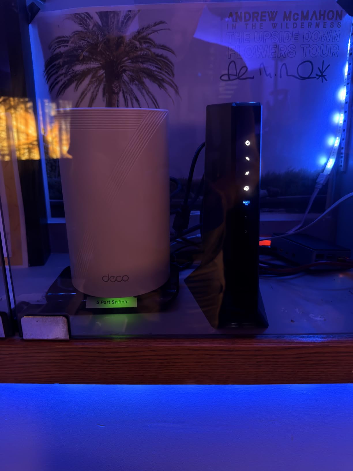 NETGEAR Nighthawk DOCSIS 3.1 Mid/High-Split Modem (CM3000-1AZNAS) - Approved for Today's Fastest Speeds - Works with All Providers, Incl. Xfinity, Spectrum, Cox - Plans up to 2.5Gbps customer photo 1