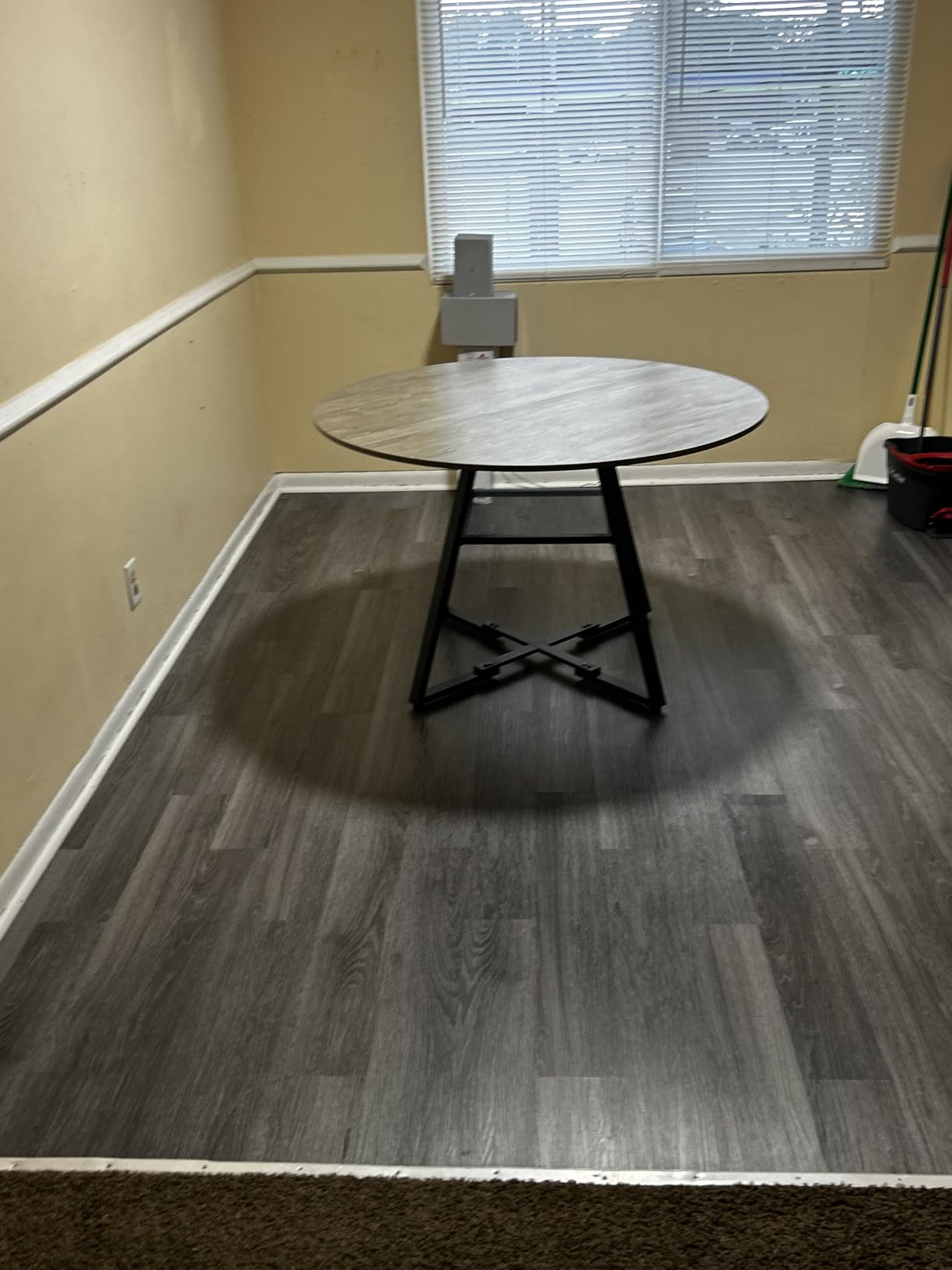 Jocoevol Round Dining Table for 4, Kitchen Dining Room Circle Dinner Pedestal Table, Space Saving Wood Kitchen & Dining Room Furniture (Vintage, 42In) customer photo 2