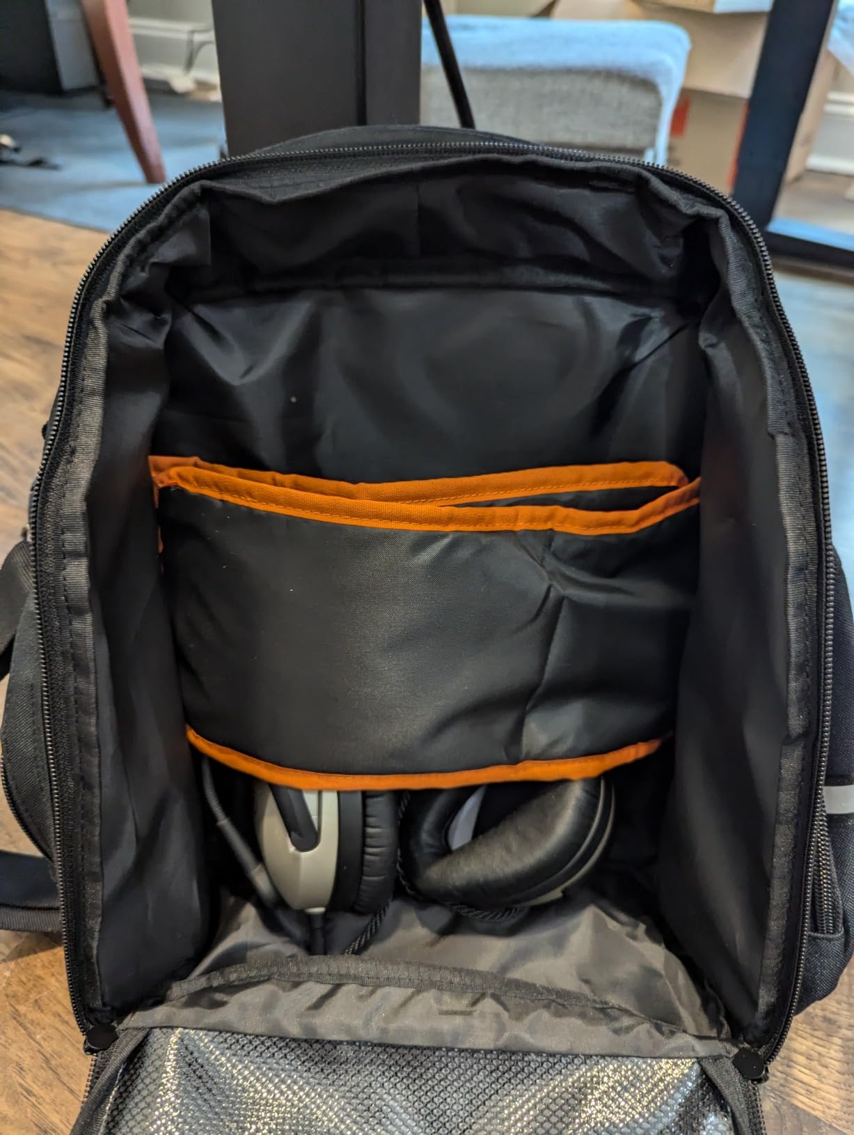 Damero Pilot Headset Bag, Aviation Headset Pilot Bag for Secure Storage | Flight Bag for Aviation Headset, Padded Sleeve for Kneeboard, iPad and More, Three Ways to Carry, Patch Area, Bag Only customer photo 2