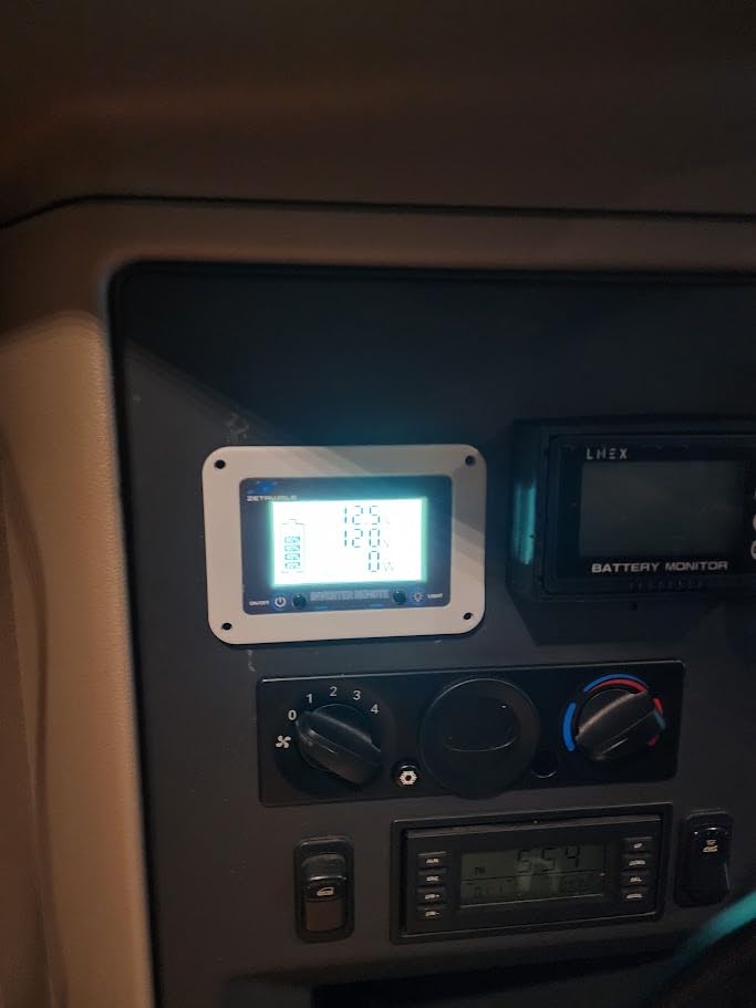 2500W Pure Sine Wave Inverter 12V DC to 120V AC with Built-in ATS for RVs | 5000W Peak, Auto Transfer Switch, LCD Remote, 2AC Outlets, USB & Type-C, Hardwire Ready for RV Electrical Systems, Off Grid Use customer photo 2
