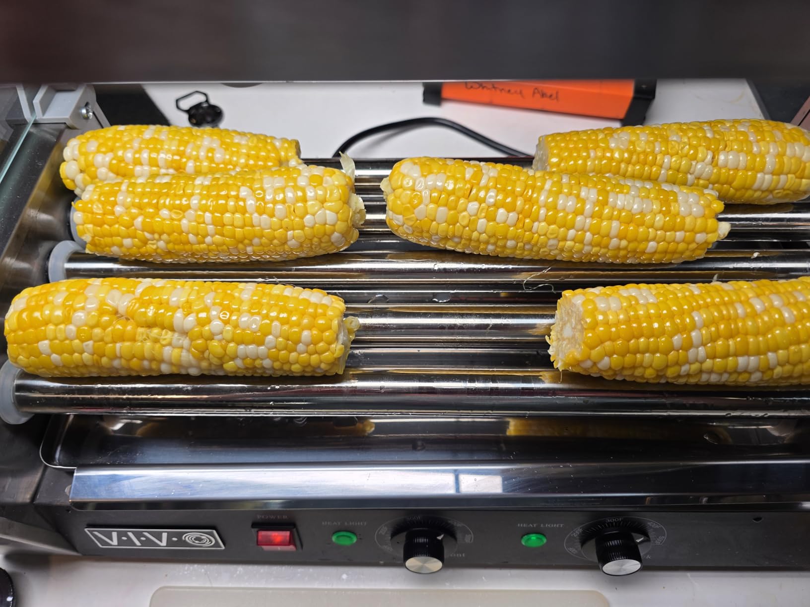 VIVO Electric 30 Hot Dog 11 Roller Grill Warmer, Stainless Steel, Commercial and Household 1400W Machine with Cover, HOTDG-V211 customer photo 2
