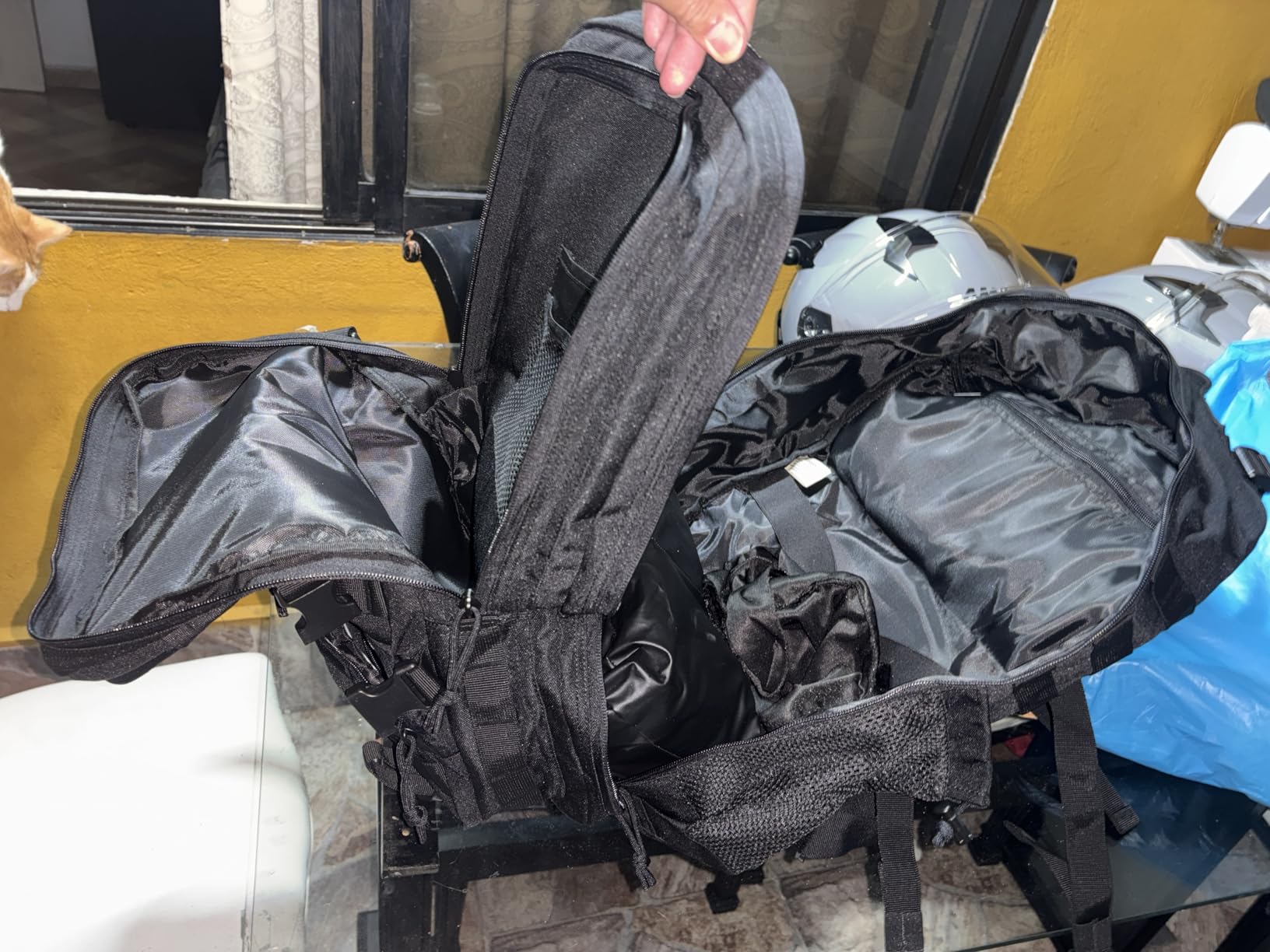 Wotony Tactical Backpack - Military waterproof backpack with multiple pockets and tactical gear for the outdoors (Black, 25L) customer photo 1