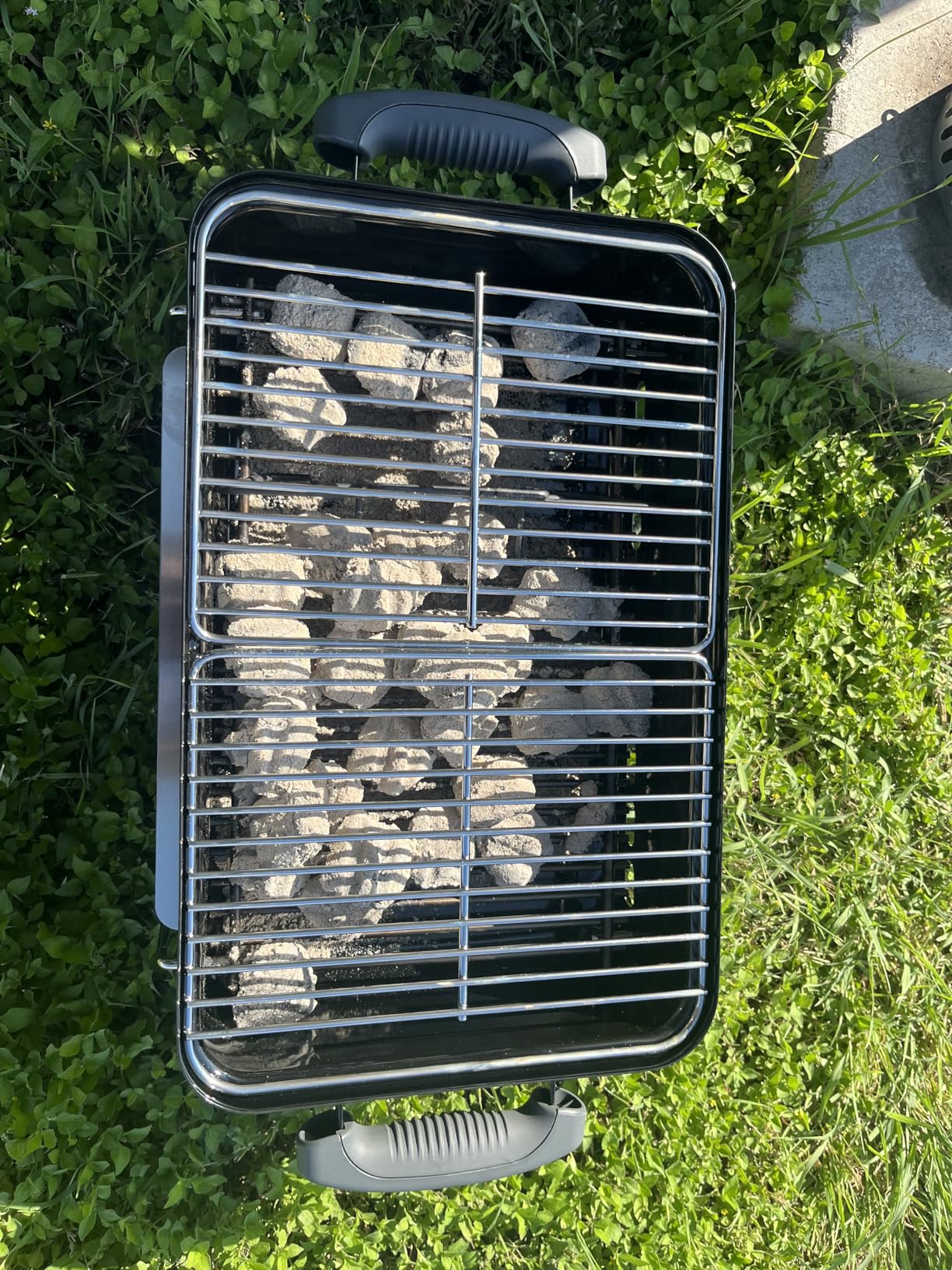 Weber Go-Anywhere Charcoal Grill customer photo 2