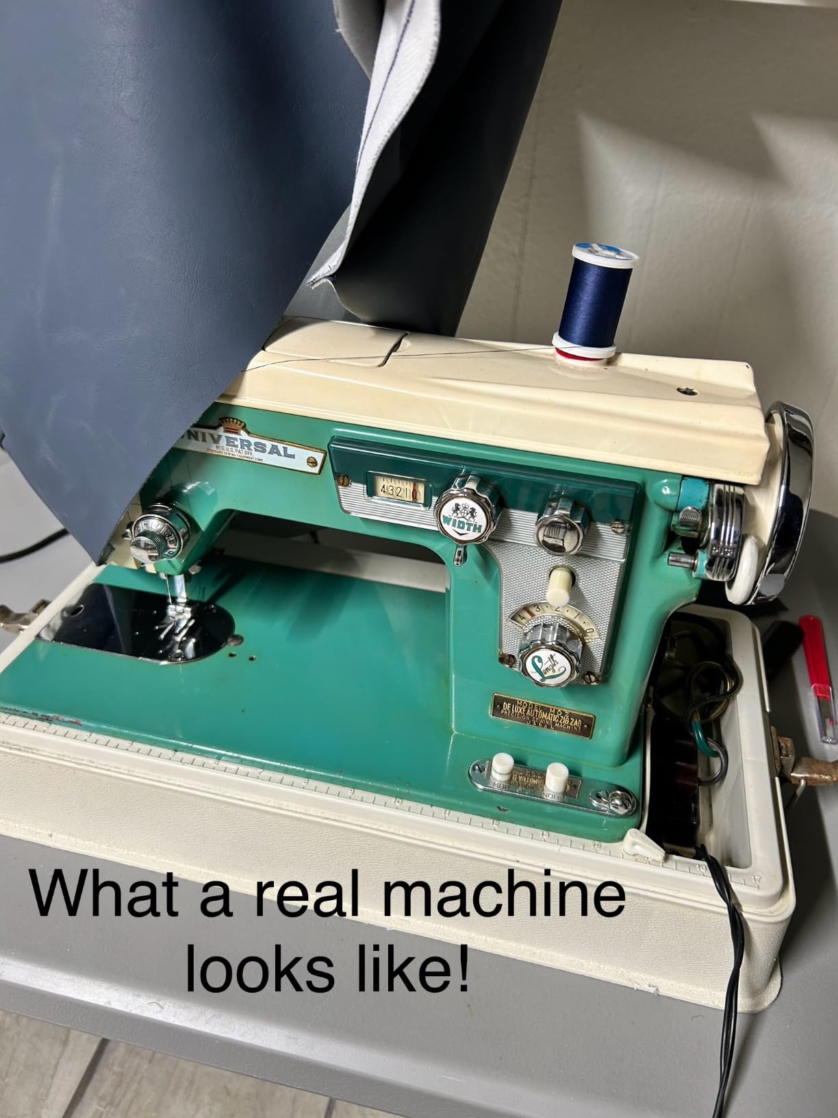 SINGER 4423 (Meltwater Blue) Heavy Duty Sewing Machine with Accessories | 23 stitches deliver 97 applications, 50% more power for denim and canvas, 1100 stitches/min, metal frame, 1-step buttonhole customer photo 1