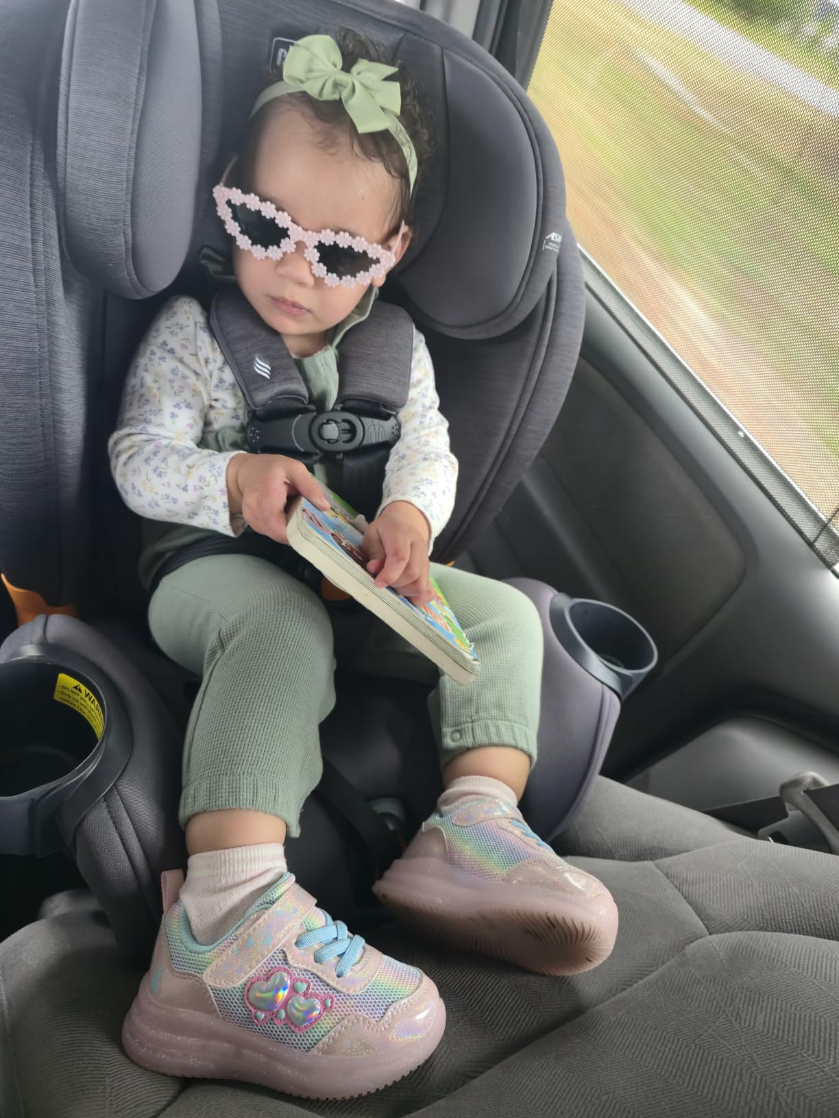 Chicco OneFit LX ClearTex All-in-One Car Seat with LeverLock Installation, Slim Design, Convertible Car Seat, Seat for Infants and Children 5-100 lbs, Smoke/Grey customer photo 1