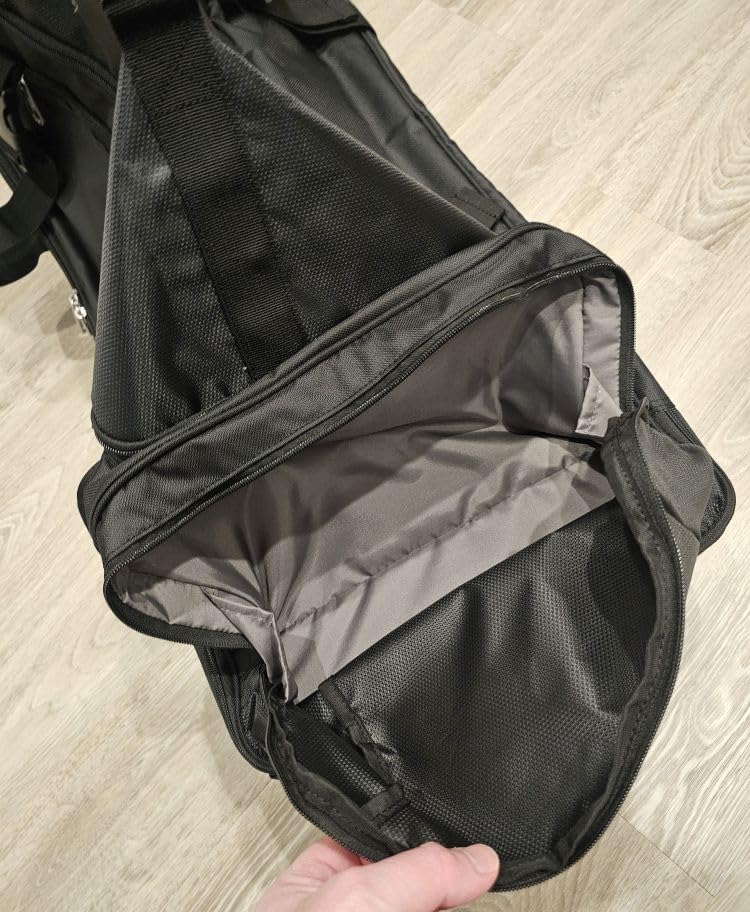 Amazon Essentials Wheeled Rolling Duffel Bag, 30-Inch (76.2 cm) Checked-Size, Expandable, Shoe Compartment, Telescoping Handle, Black customer photo 1