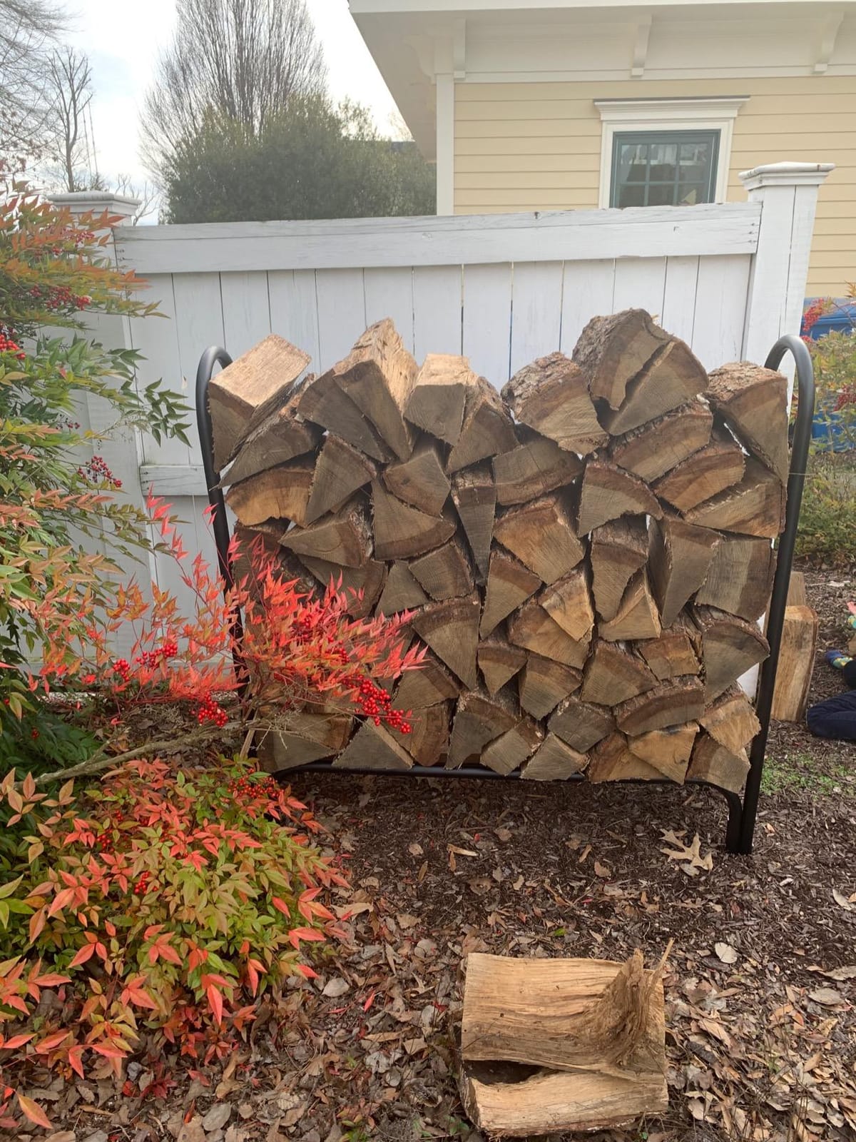 Fire Beauty Adjustable Firewood Rack, Indoor Outdoor Log Holder, Supports 2000 lb load, 4 to 96in Adjustable Flexible Size, 3.8in Elevated Vented Base customer photo 2