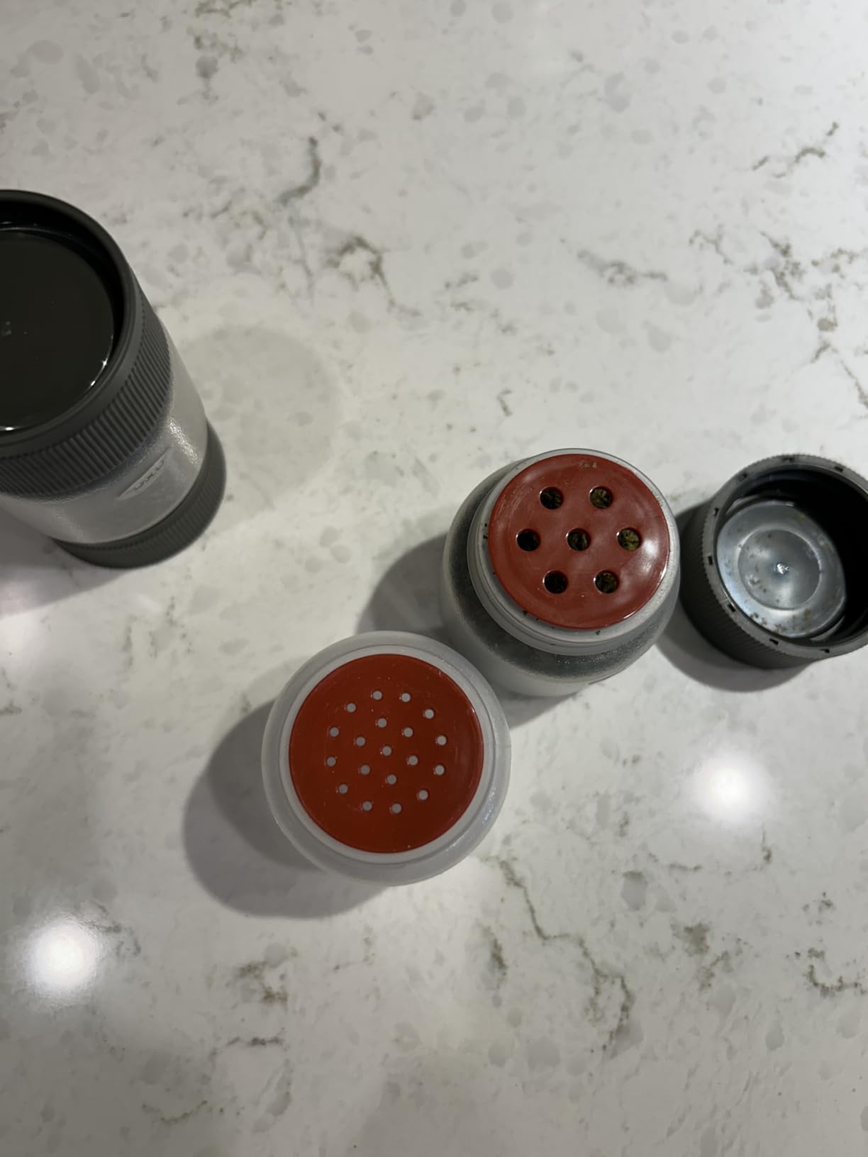 OXO Outdoor 4-Piece Spice Shaker Set | Airtight Lids Keep Spices Fresh, 2 Shaker Hole Sizes, Compact for Travel, Ideal for Camping and Grilling customer photo 1