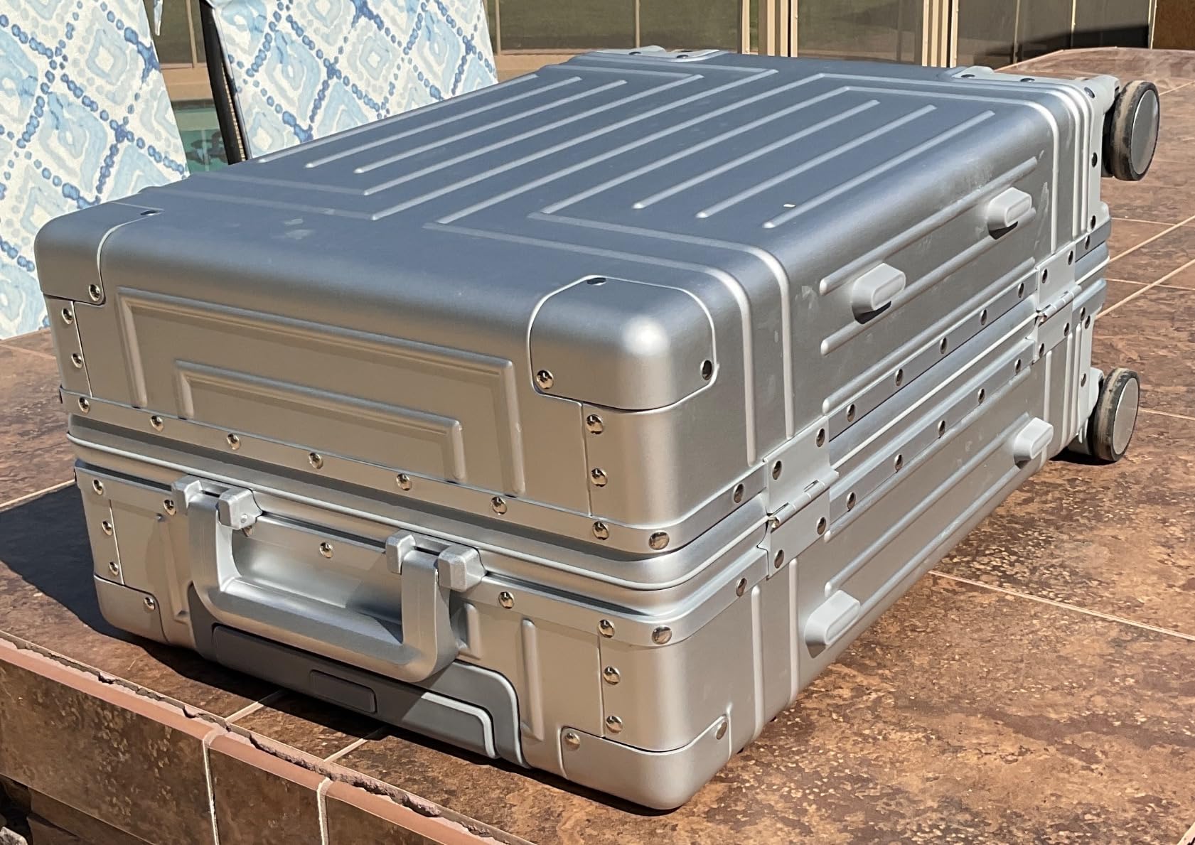 All Aluminum 20/28 Luggage Set, Cut from Whole Aluminum Sheet, 22x14x9 Airline Approved, (3rd Generation, Premium Metal zipperless suitcase) (green, 20+28inch) customer photo 1