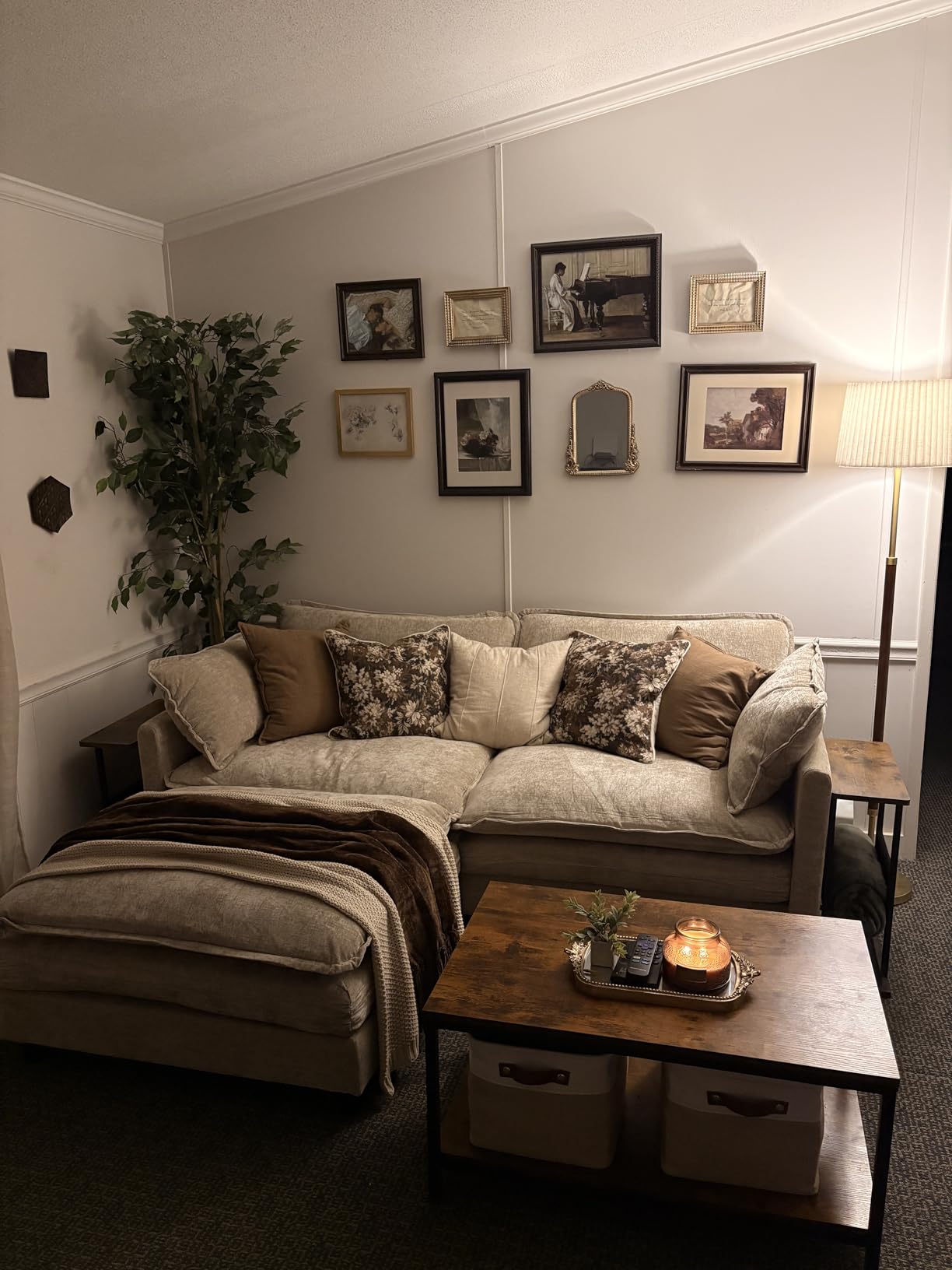 Oversized Modular Sectional Sofa, 7 Seater Deep Seat Cloud Couch Sectional | Chenille Corner Couch | 7 Pillows | 2 Movable Ottomans | Camel customer photo 1