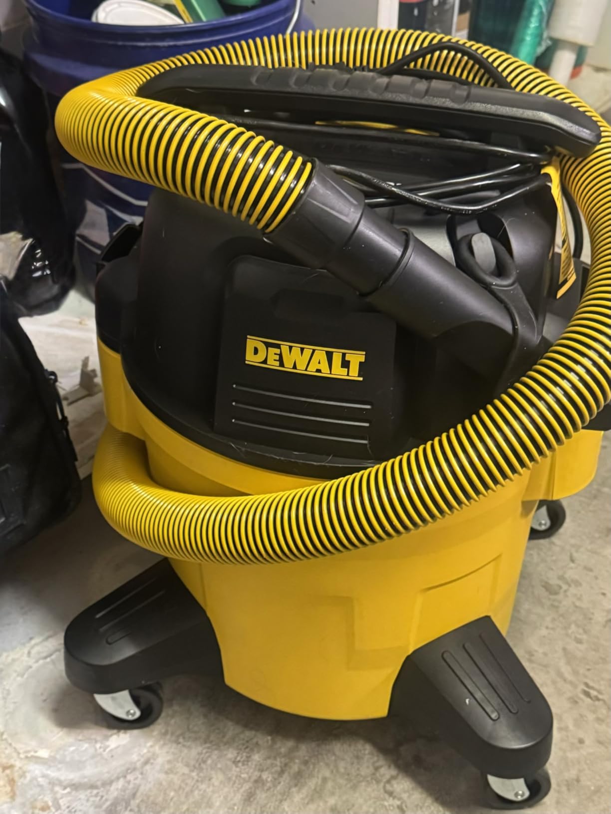 DEWALT 6 Gal 5 HP STEALTHSONIC Quiet Shop Vacuum Wet and Dry DXV06P-QTB customer photo 1
