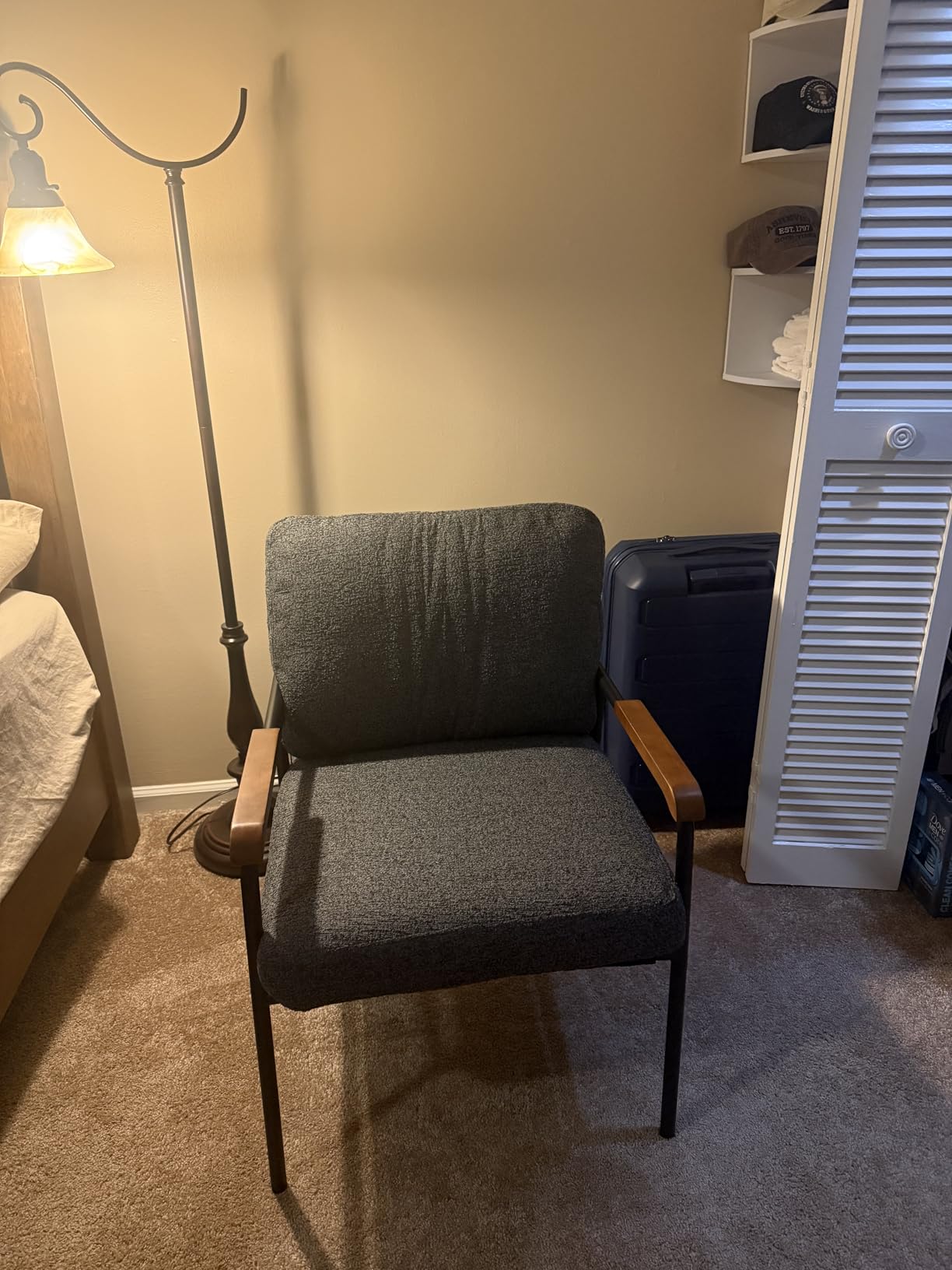 VINGLI Mid-Century Modern Accent Armchiar for Small Space, Small Comfy Upholstered Leisure Reading Chair with Wood Armrest for Bedroom, Living Room, Waiting Room, Linen Grey customer photo 1