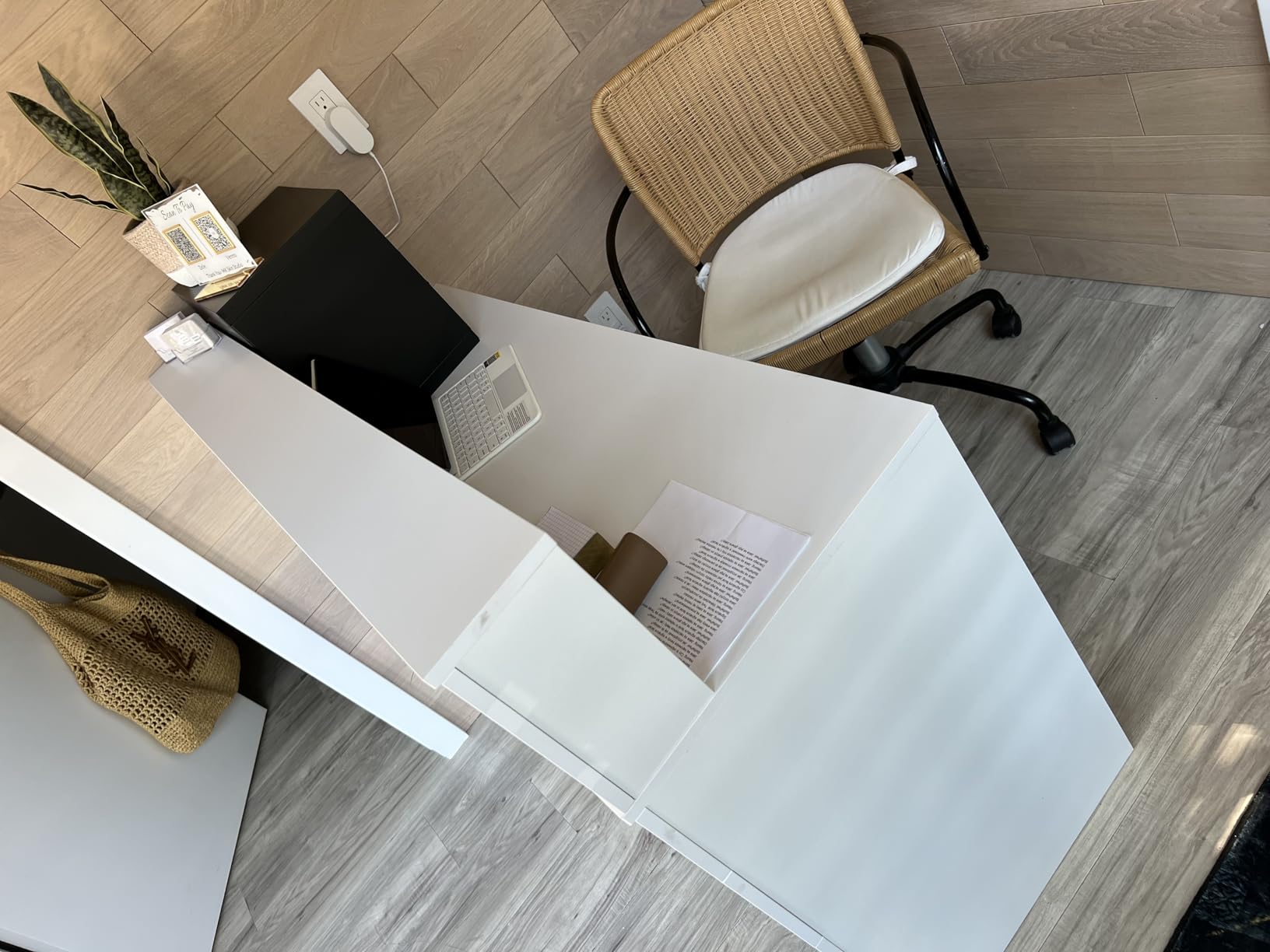 VEVOR Reception Desk, 47 Inch Rectangular Front Counter Table, Office Reception Desk with LED Light, 2 Drawers and Power Outlets, for Checkout, Lobby, Beauty Salon and Office, White customer photo 1