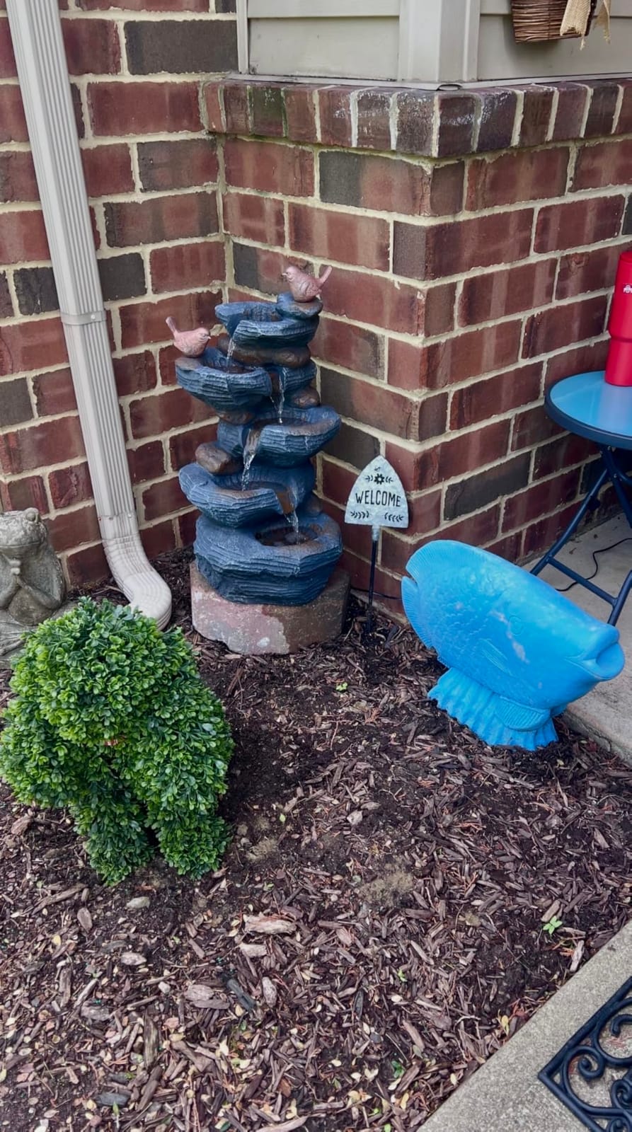 Grepatio Outdoor 5-Tiers Cascading Rock Water Fountain, Waterfall Fountain with 4 LED Lights, Outdoor Fountains and Waterfalls for Garden or Patio, Yard, and Deck Decor with Natural Stone Look customer photo 2