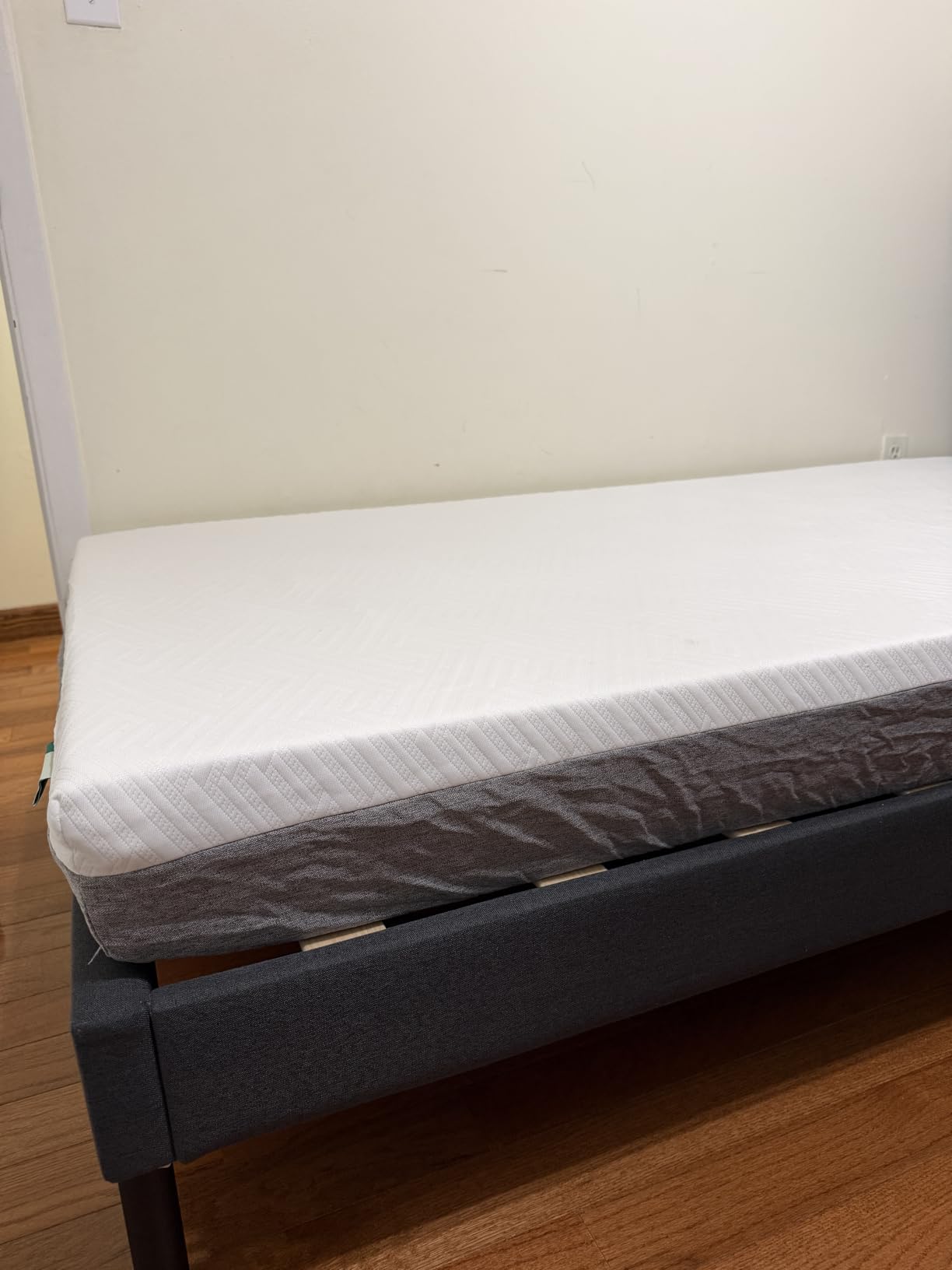 Novilla Bliss Mattress King Size, 14 Inch Gel King Memory Foam Mattress | Cooling Comfort & Pressure Relieving, Target Zoned Support for Back Pain Relief, CertiPUR US Certified Foams customer photo 2