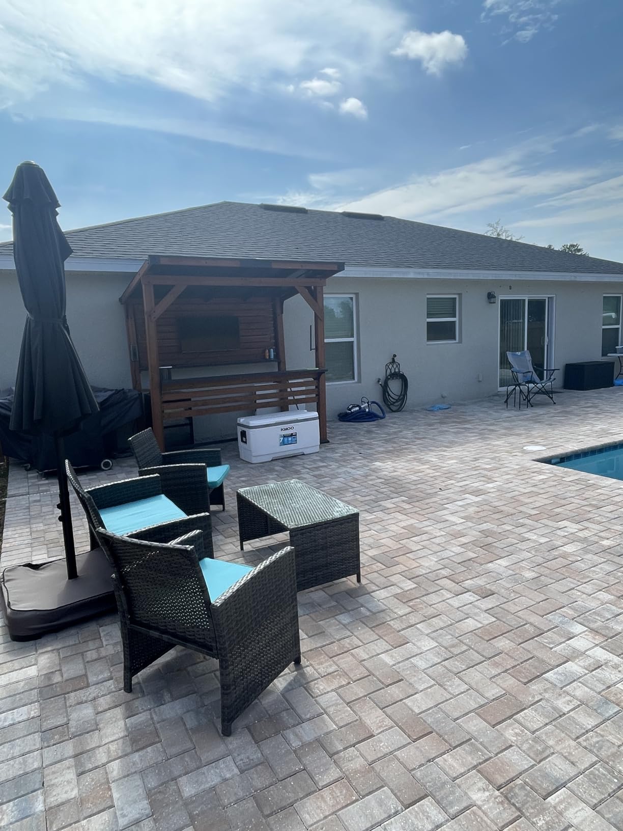 Modern Shade Outdoor Bar Gazebo with USB Charging Power Strip & TV Mount | Patio Bar with Shelves & Paper Towel Holder, Wood Grill Gazebo with Bottle Opener, Galvanized Steel Sloped Roof for Patio customer photo 2