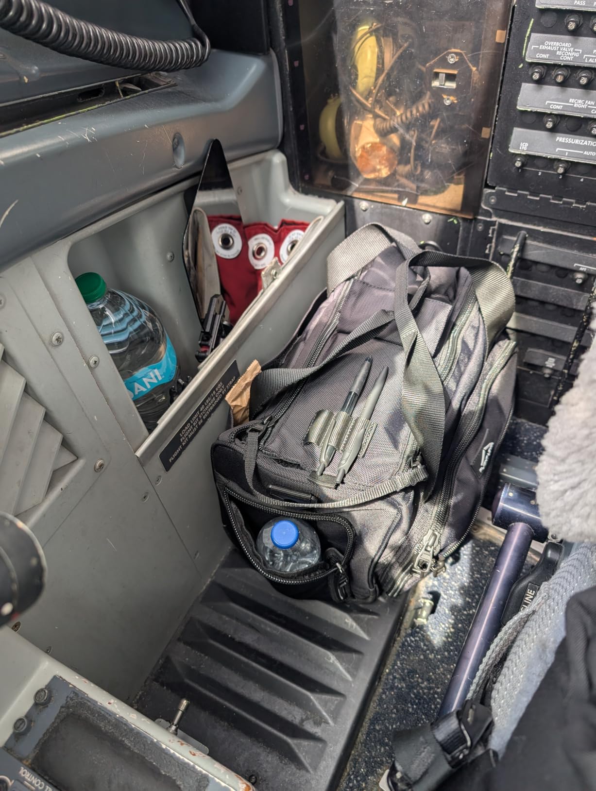 Flight Level Pilot Bag, Flight Case, Crew Bag, Aviation, EFB customer photo 1
