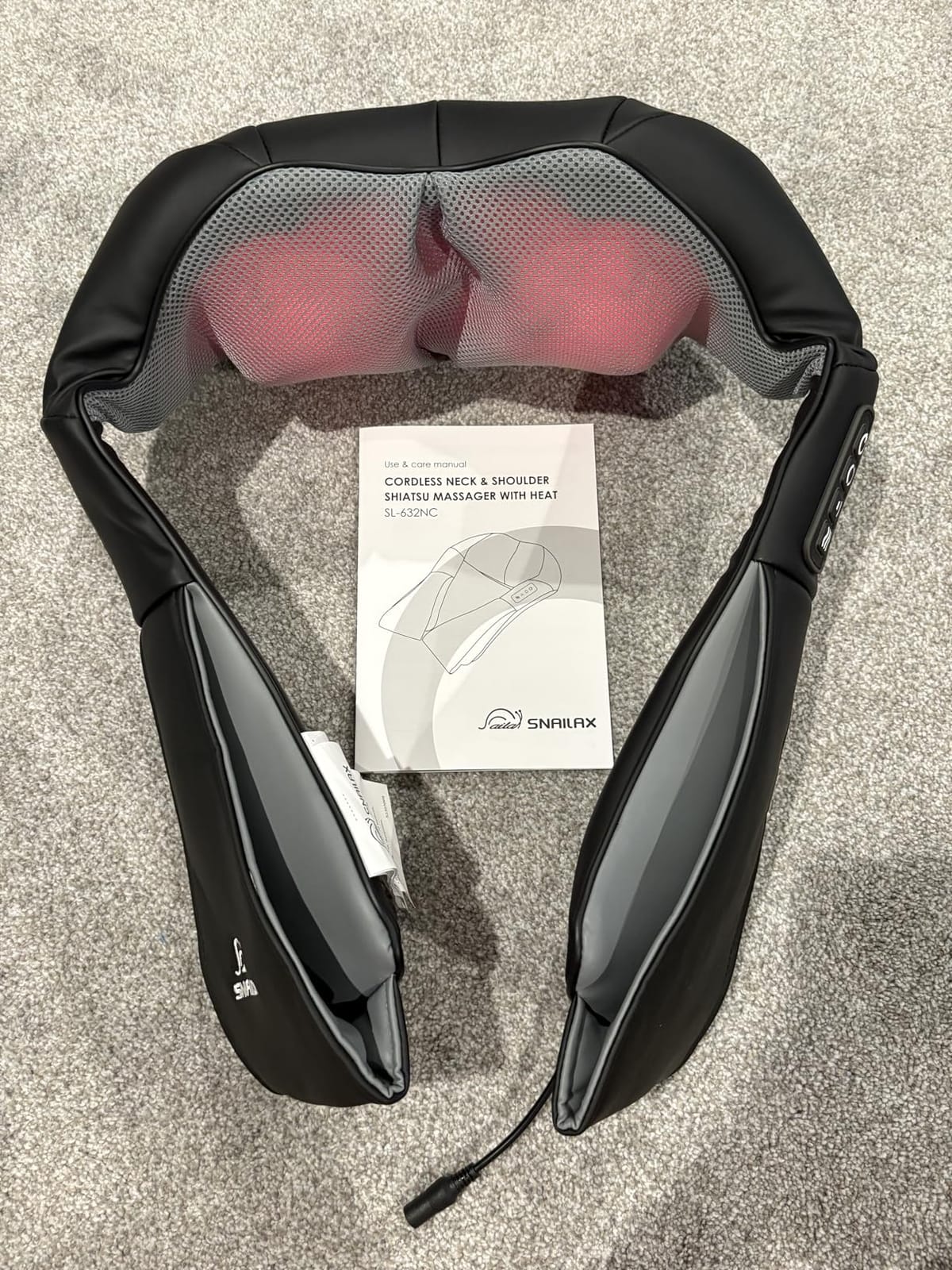 Snailax Cordless Neck Massager with Heat, Rechargeable Shiatsu Neck Back Massager for Pain Relief Deep Tissue customer photo 1