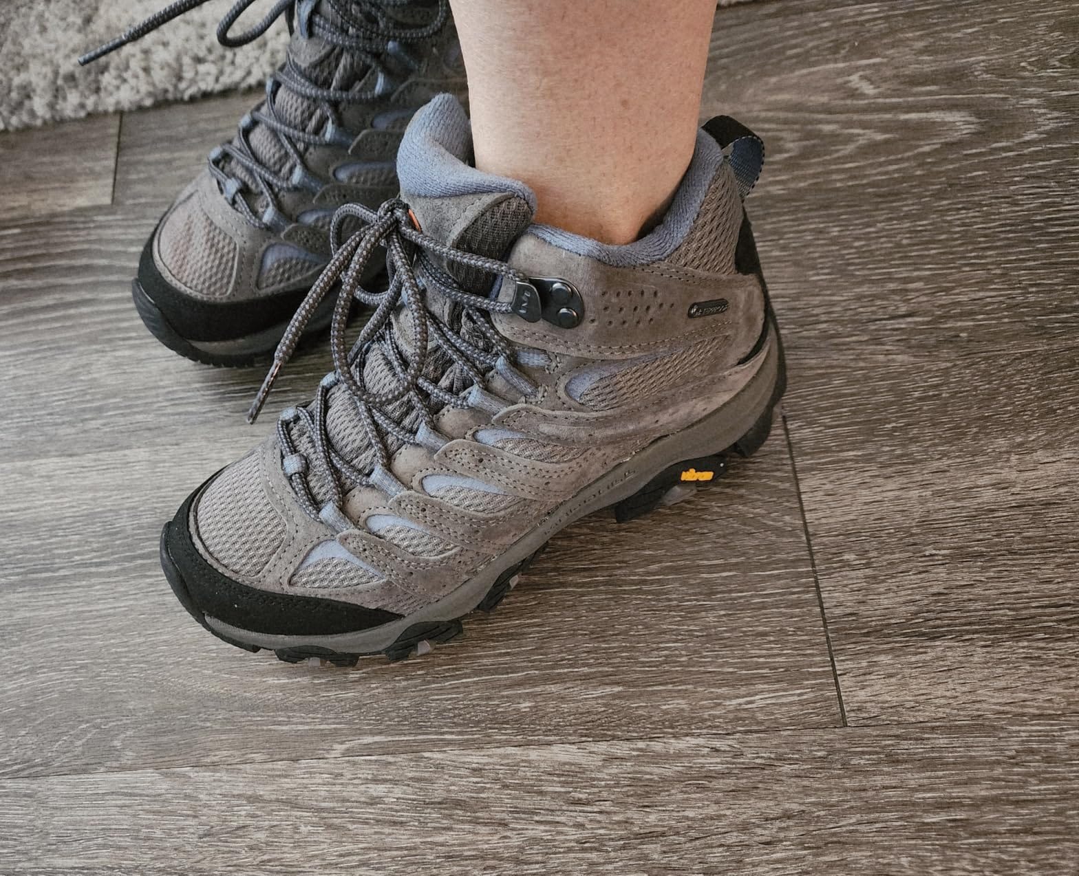 Women's Moab 3 Mid Waterproof Hiking Boots customer photo 1