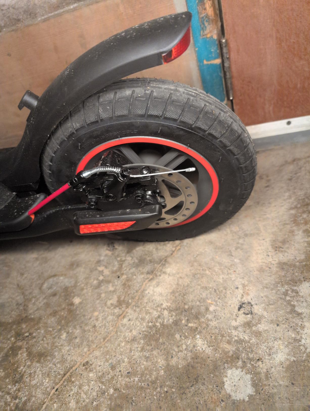 iScooter Electric Scooter for Adults & Big Kids, Portable Foldable E-Scooter | Cruise control, Smart App, dual braking, LED lights, and pneumatic tires for smooth campus, city, and daily rides customer photo 1