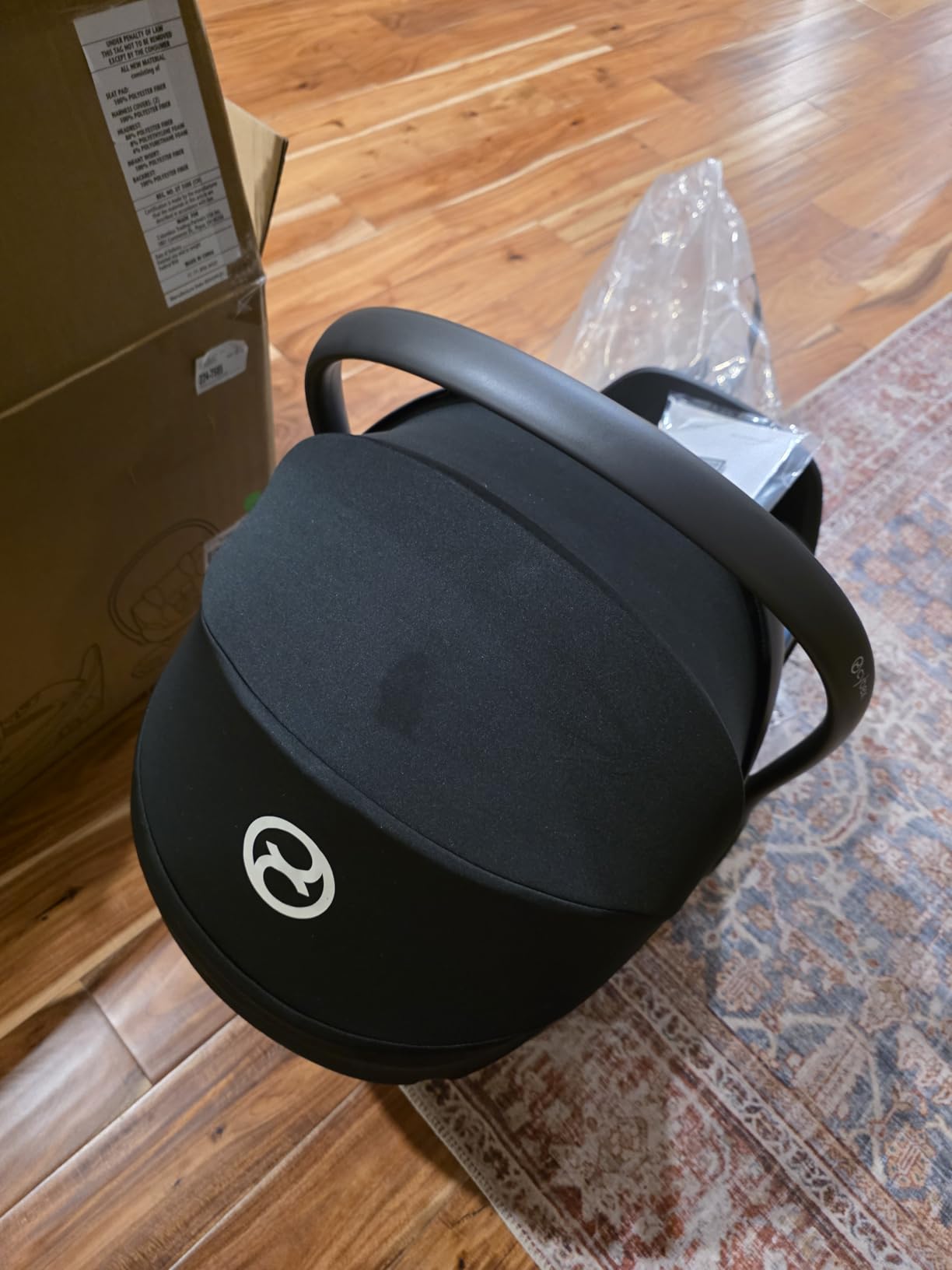 CYBEX Aton G Swivel Infant Car Seat with 180-Degree Rotate, Linear Side-Impact Protection, 11-Position Headrest, SensorSafe & Safelock Base - Seashell Beige customer photo 2