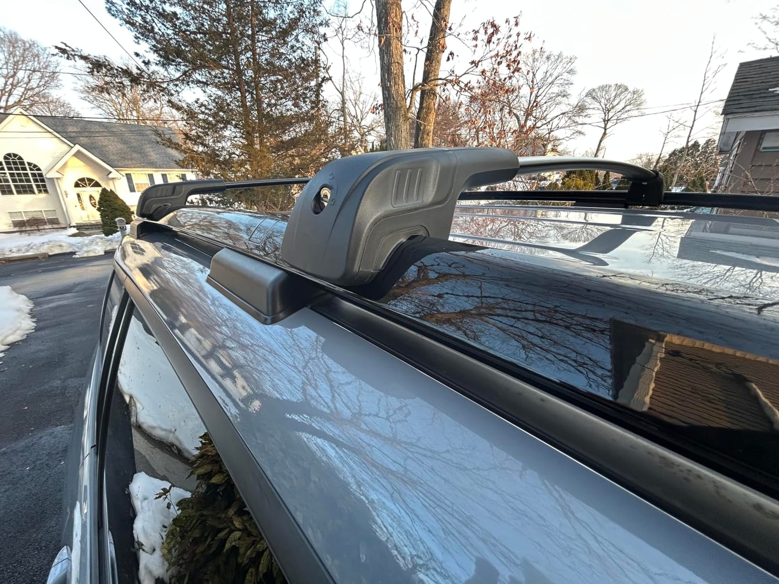 FengYu 300lb Lockable Roof Rack Cross Bars for Ford Explorer 2020-2026 | Lockable Heavy Duty Aluminum Roof Rails Crossbars Cargo Bars Canoe Rooftop Black Carrier Luggage customer photo 1